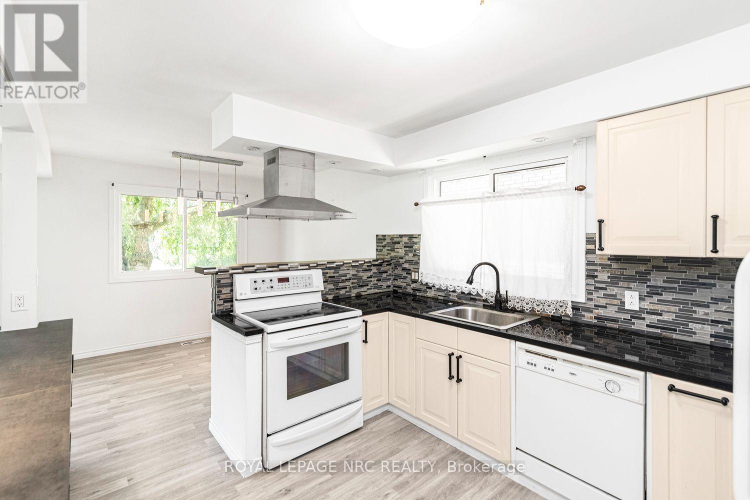 100 Mountain Avenue N, Hamilton, Ontario  L8G 3P7 - Photo 16 - X13628906