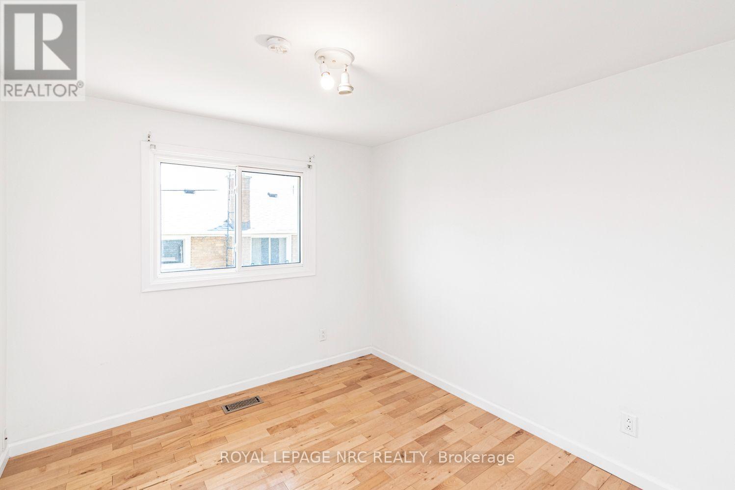 100 Mountain Avenue N, Hamilton, Ontario  L8G 3P7 - Photo 20 - X13628906