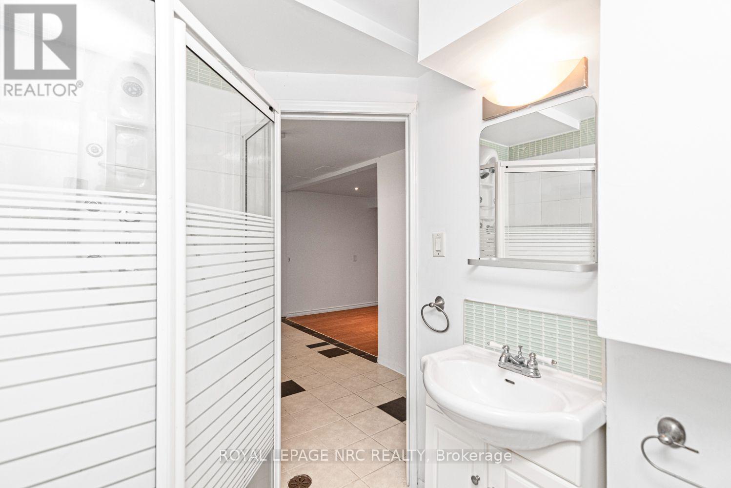 100 Mountain Avenue N, Hamilton, Ontario  L8G 3P7 - Photo 27 - X13628906