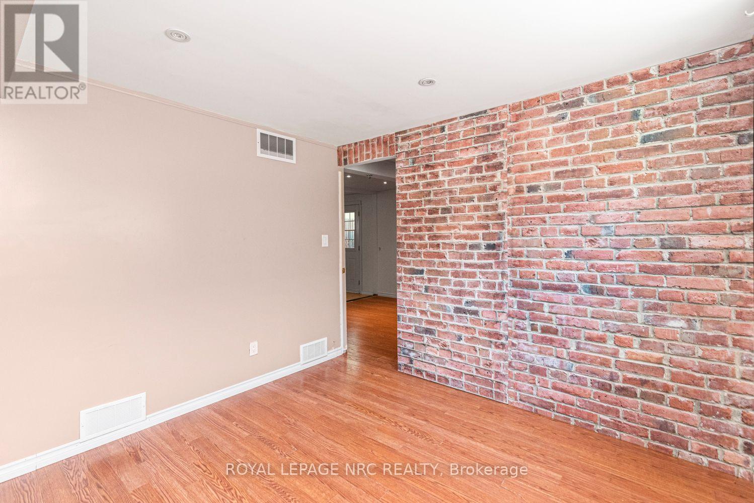 100 Mountain Avenue N, Hamilton, Ontario  L8G 3P7 - Photo 29 - X13628906