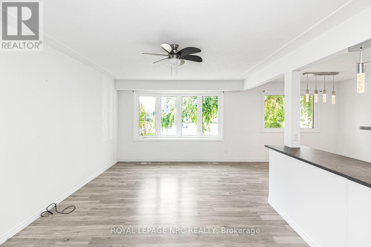 100 Mountain Avenue N, Hamilton, Ontario  L8G 3P7 - Photo 4 - X13628906