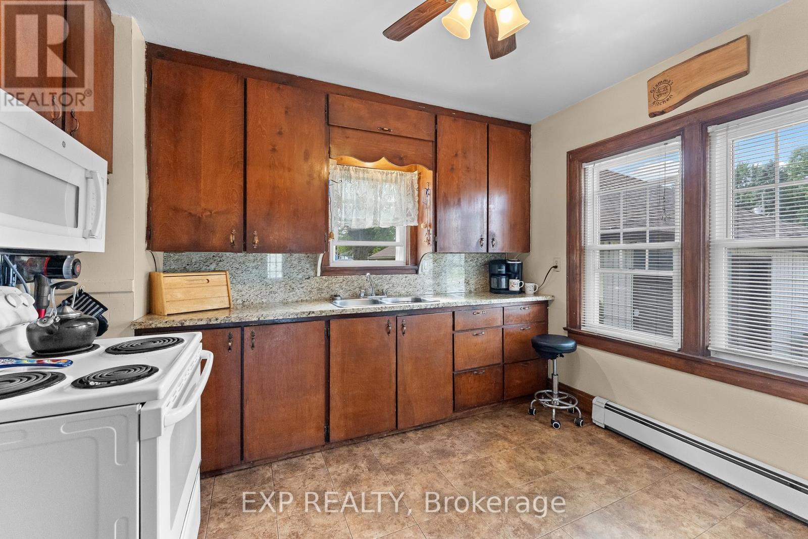 3938 Main Street, Niagara Falls, Ontario  L2G 6B6 - Photo 31 - X13631246