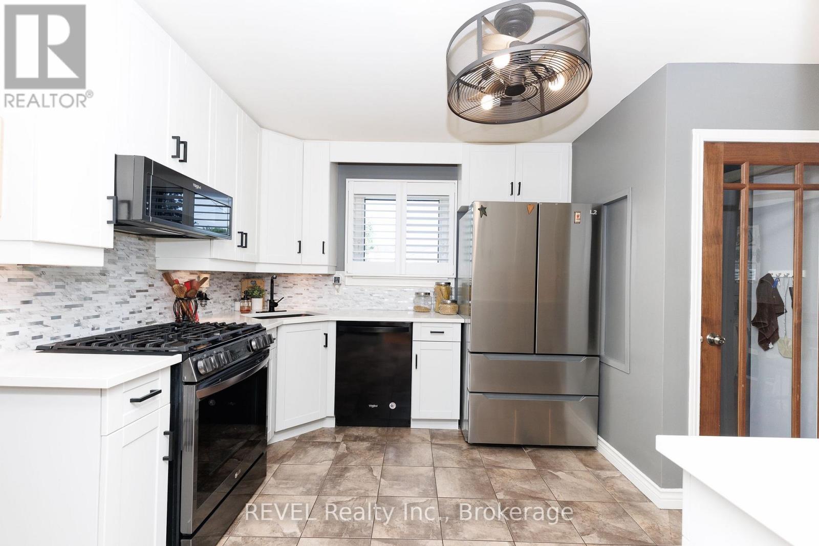 3385 Callan Street, Niagara Falls, Ontario  L2G 6K7 - Photo 6 - X13632548