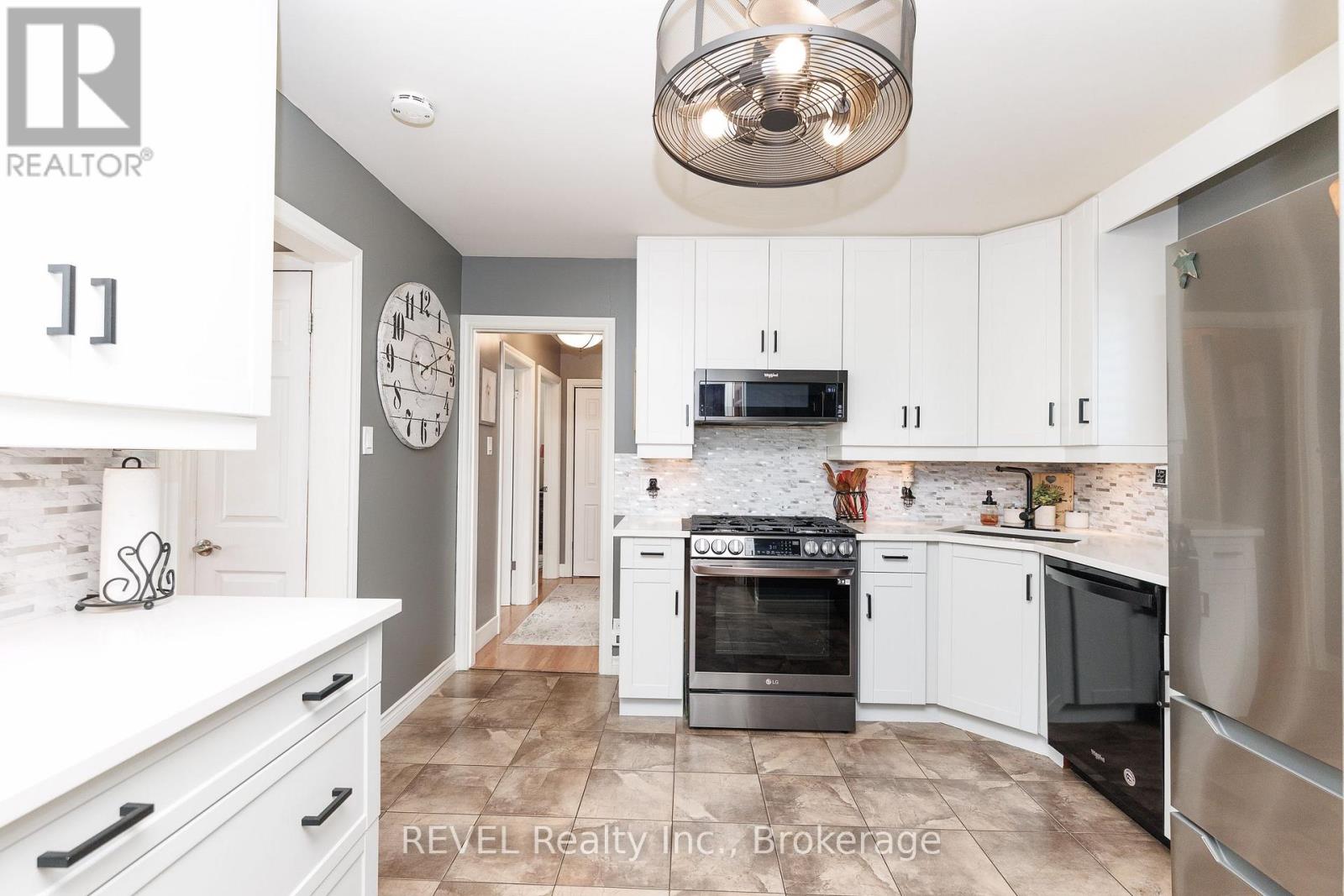3385 Callan Street, Niagara Falls, Ontario  L2G 6K7 - Photo 8 - X13632548