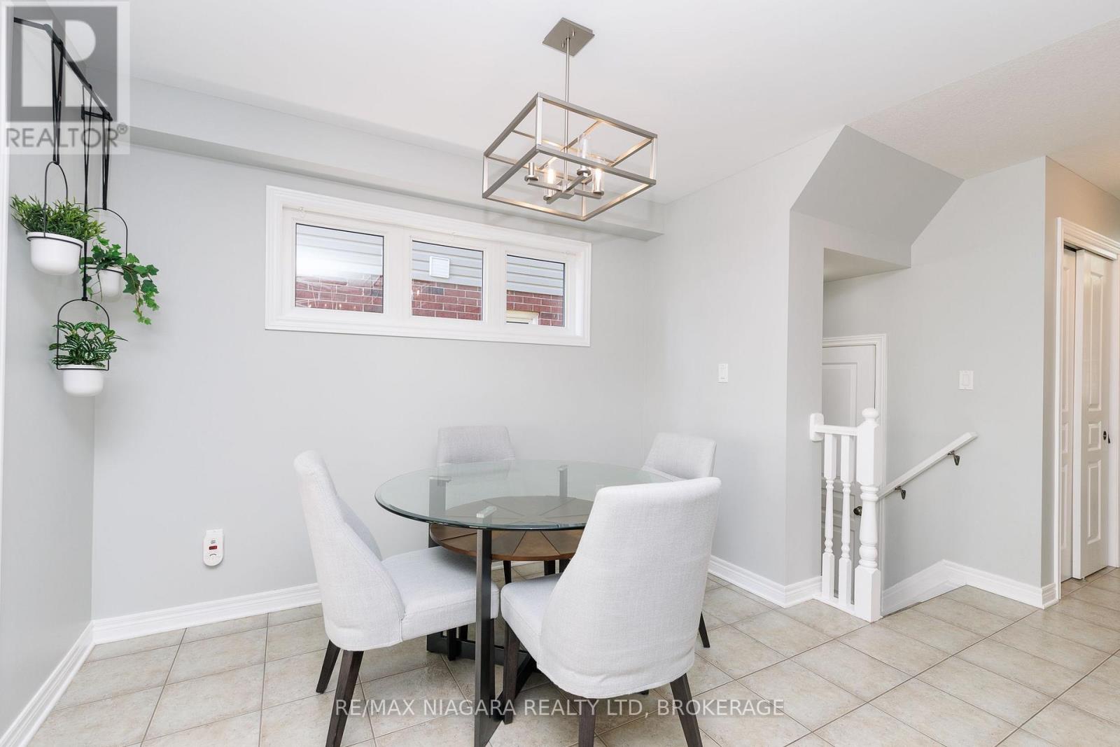 6610 Mary Drive, Niagara Falls, Ontario  L2H 0B5 - Photo 10 - X13632940