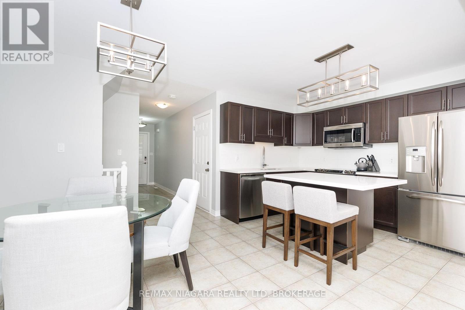 6610 Mary Drive, Niagara Falls, Ontario  L2H 0B5 - Photo 11 - X13632940