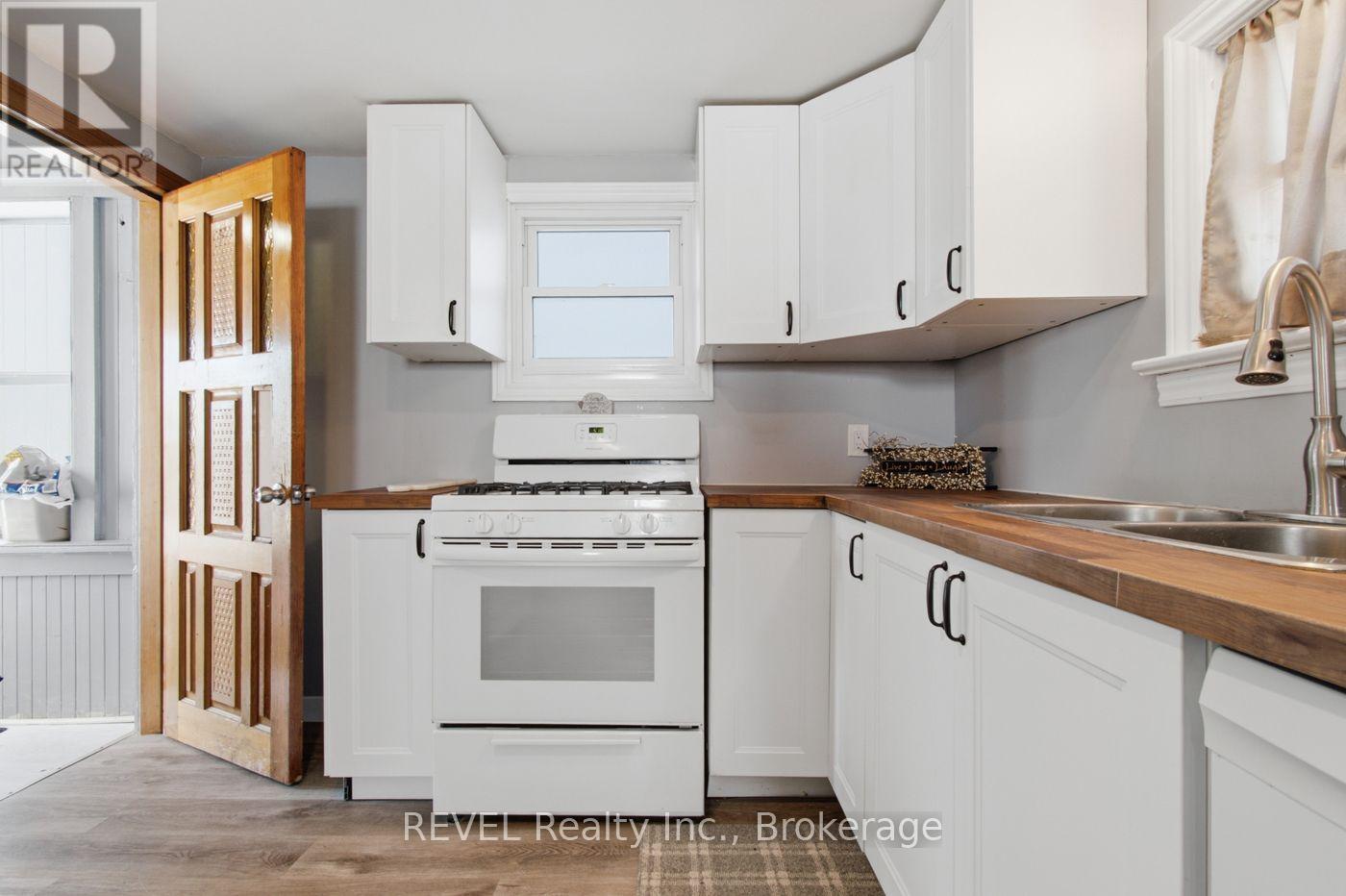 149 Knoll Street, Port Colborne, Ontario  L3K 5B2 - Photo 8 - X13633512