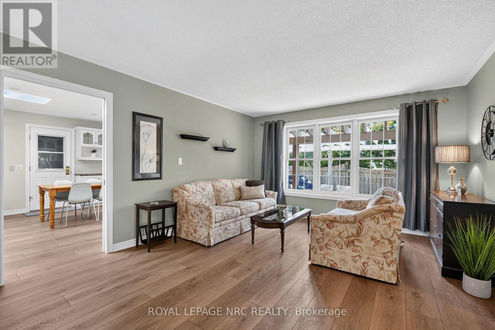 123 A&b First Street Louth, St. Catharines, Ontario  L2R 0C9 - Photo 36 - X13633776