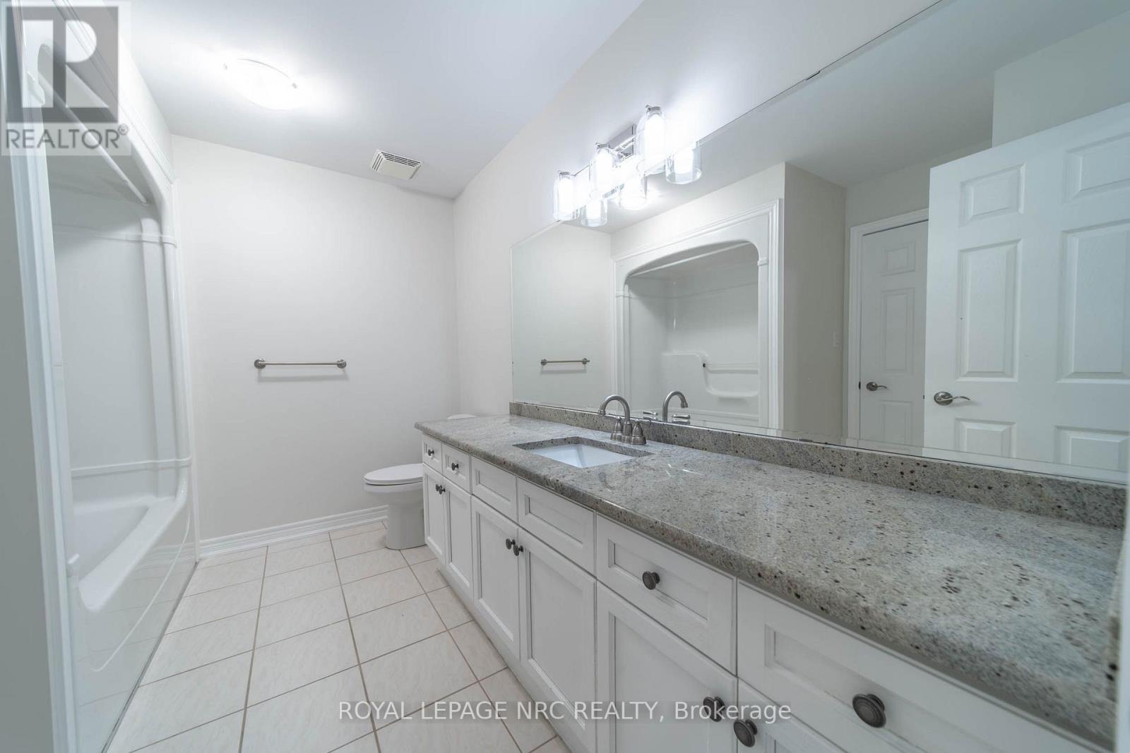 3 - 5200 Dorchester Road, Niagara Falls, Ontario  L2E 7M6 - Photo 30 - X13634788
