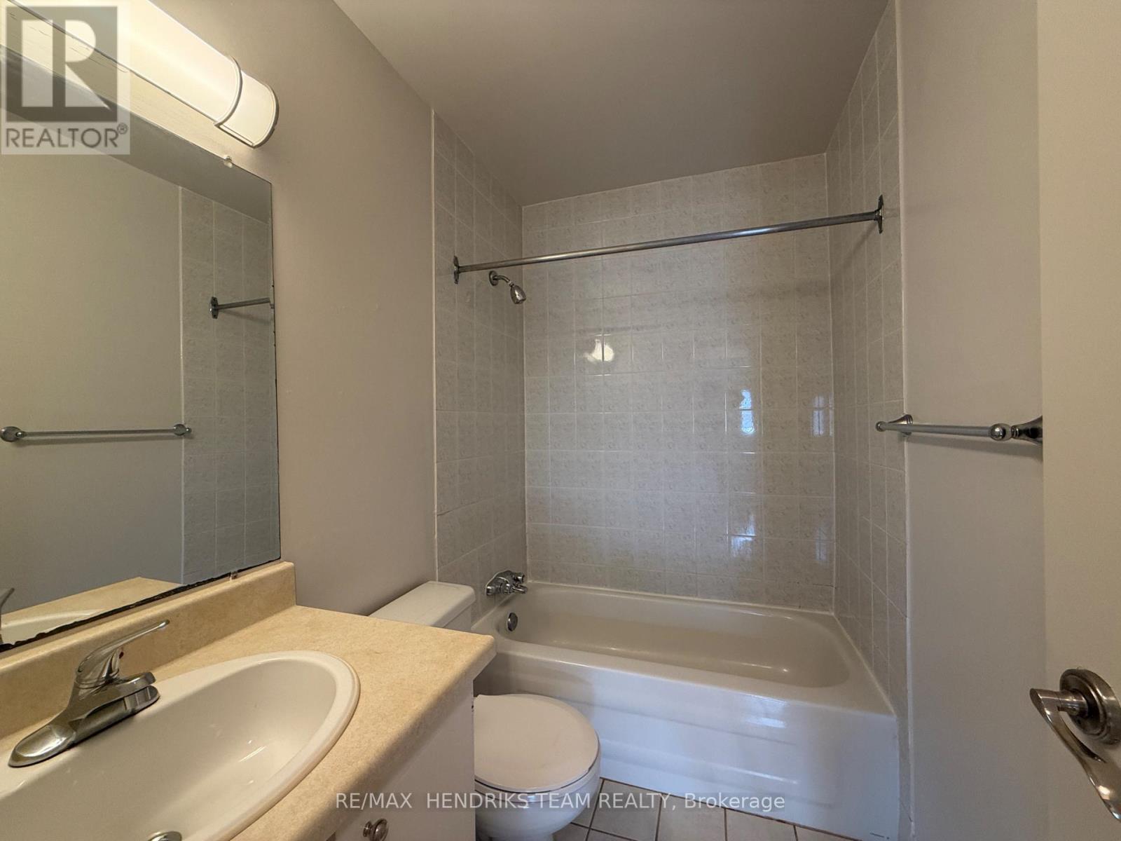 303 - 49 Leaside Drive, St. Catharines, Ontario  L2M 4G4 - Photo 12 - X13635504