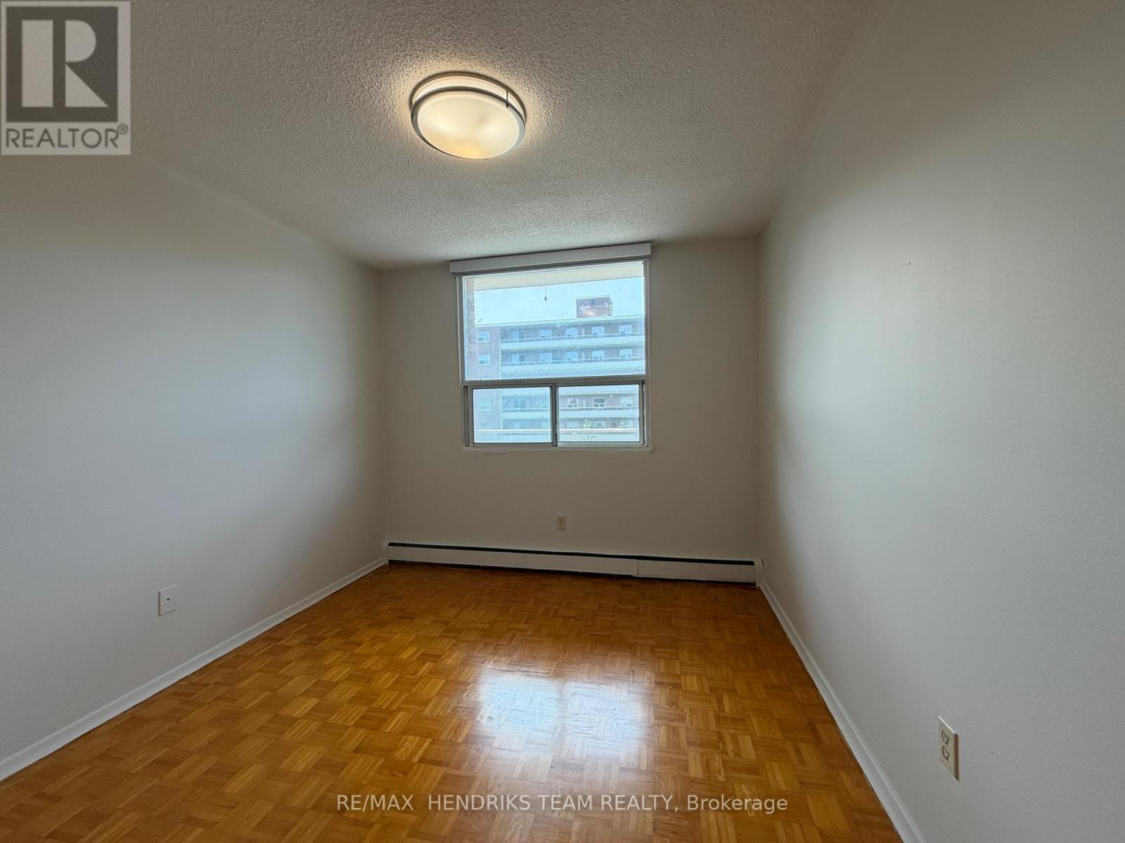 303 - 49 Leaside Drive, St. Catharines, Ontario  L2M 4G4 - Photo 8 - X13635504