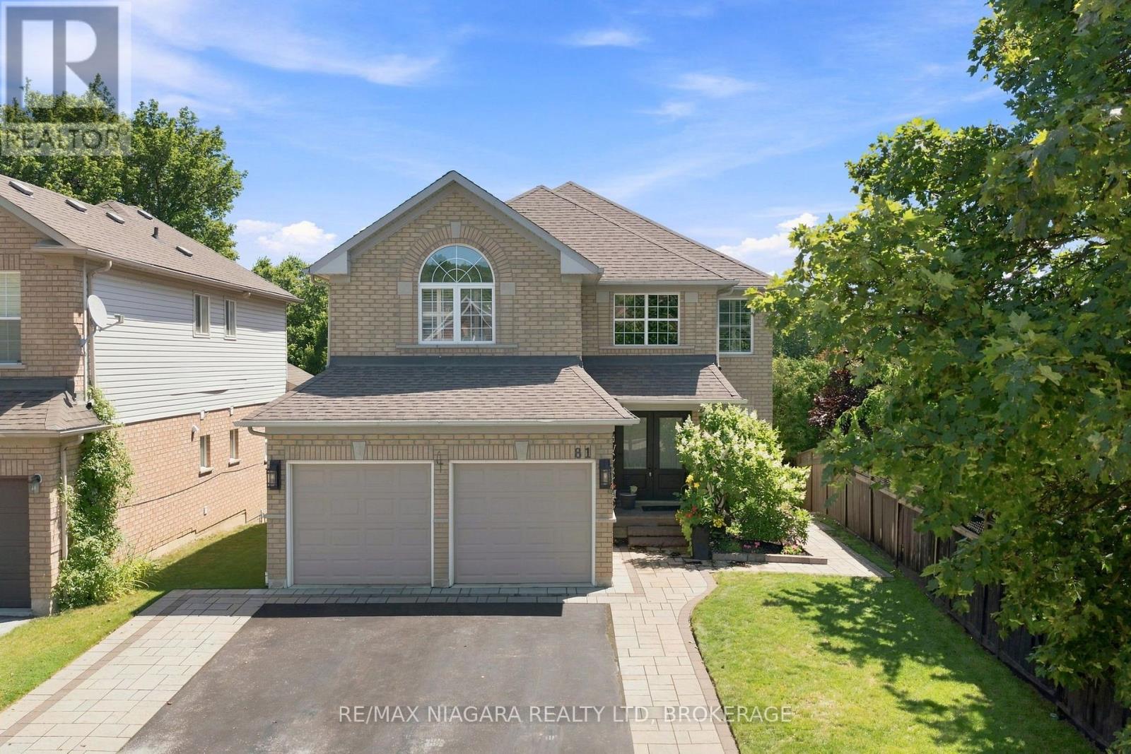 81 GARTSHORE DRIVE, Whitby, Ontario