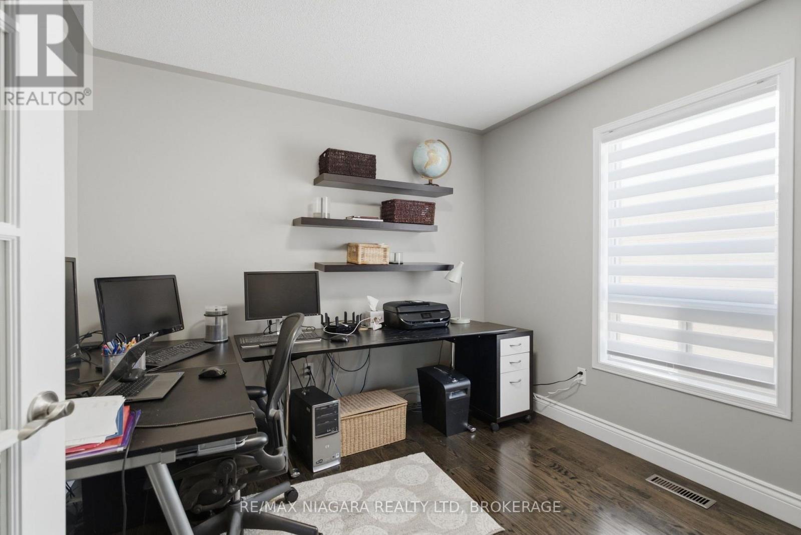 81 Gartshore Drive, Whitby, Ontario  L1P 1N5 - Photo 17 - E13637116