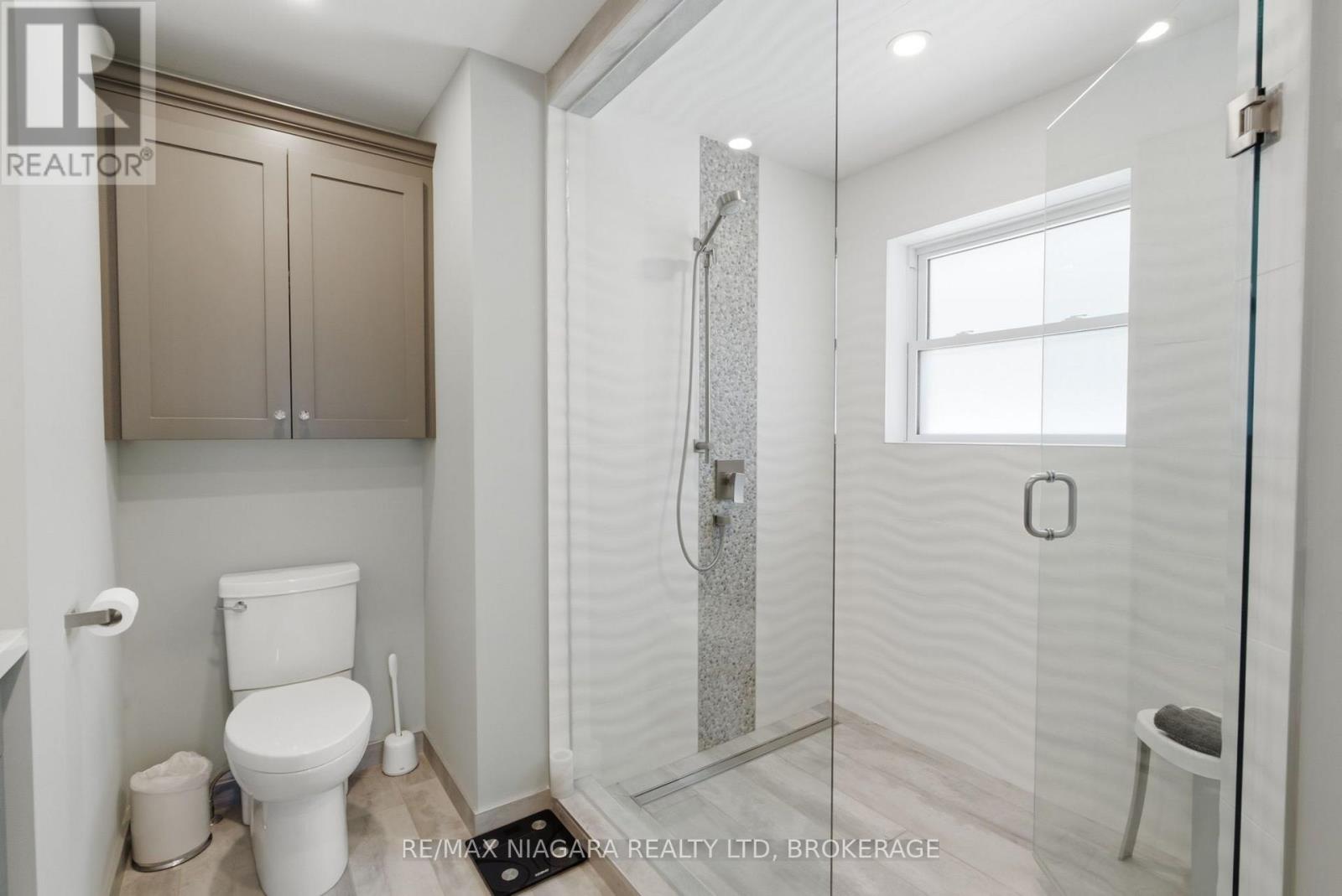 81 Gartshore Drive, Whitby, Ontario  L1P 1N5 - Photo 23 - E13637116