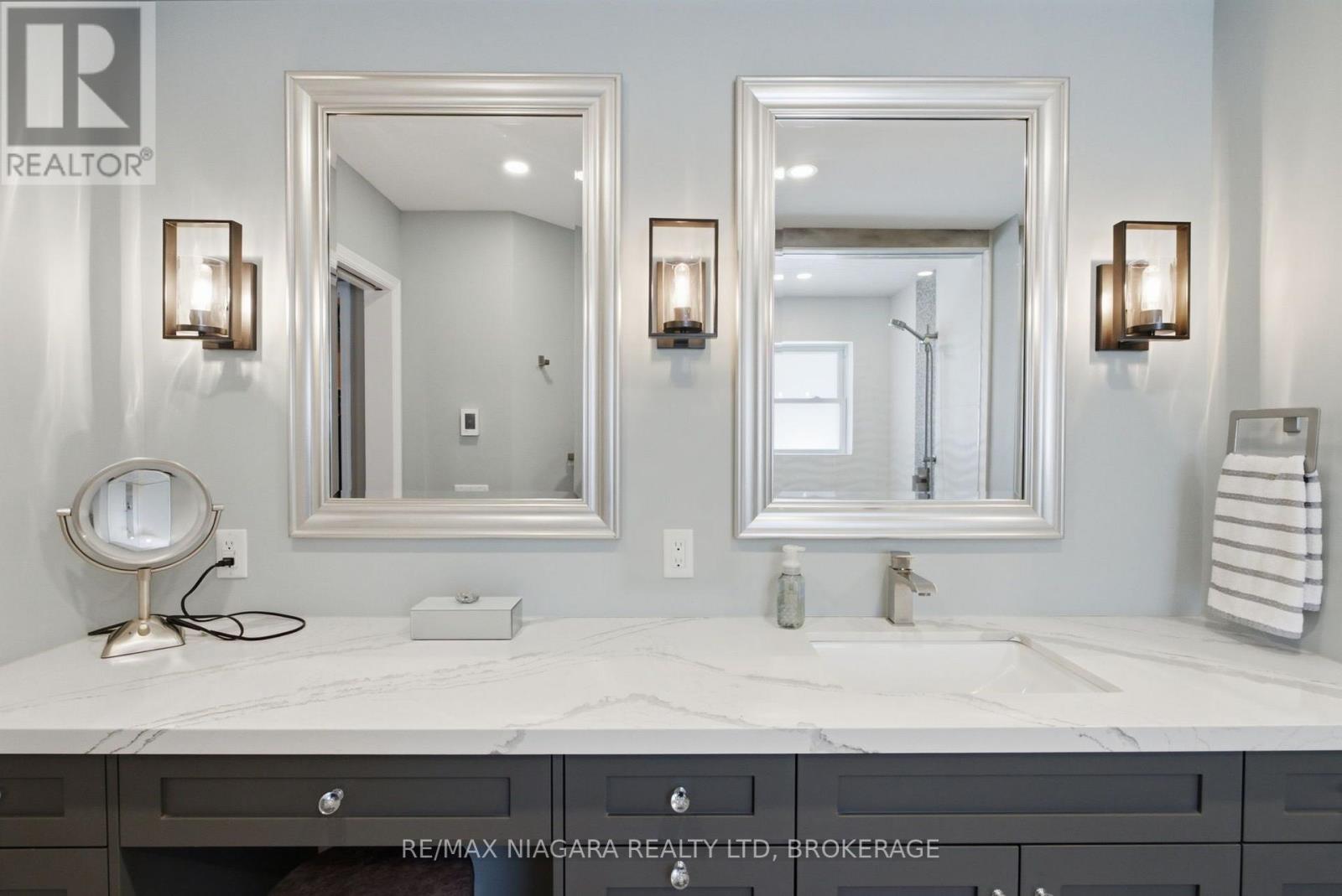 81 Gartshore Drive, Whitby, Ontario  L1P 1N5 - Photo 24 - E13637116