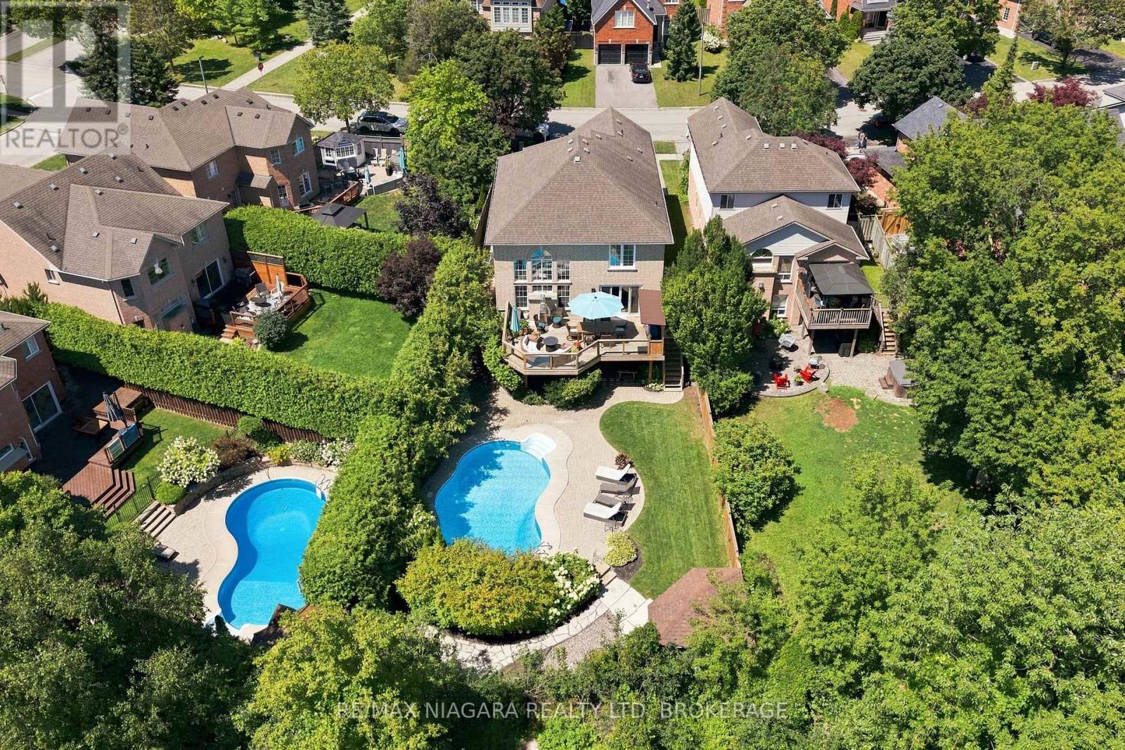 81 Gartshore Drive, Whitby, Ontario  L1P 1N5 - Photo 36 - E13637116