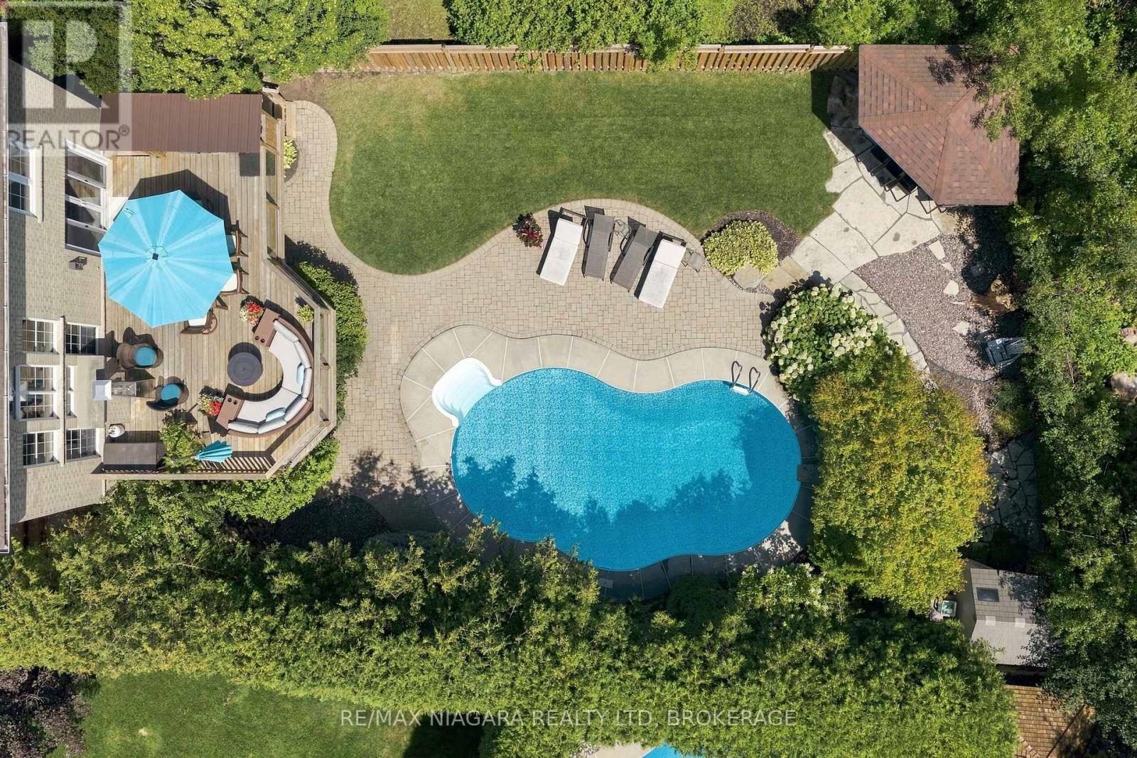 81 Gartshore Drive, Whitby, Ontario  L1P 1N5 - Photo 37 - E13637116