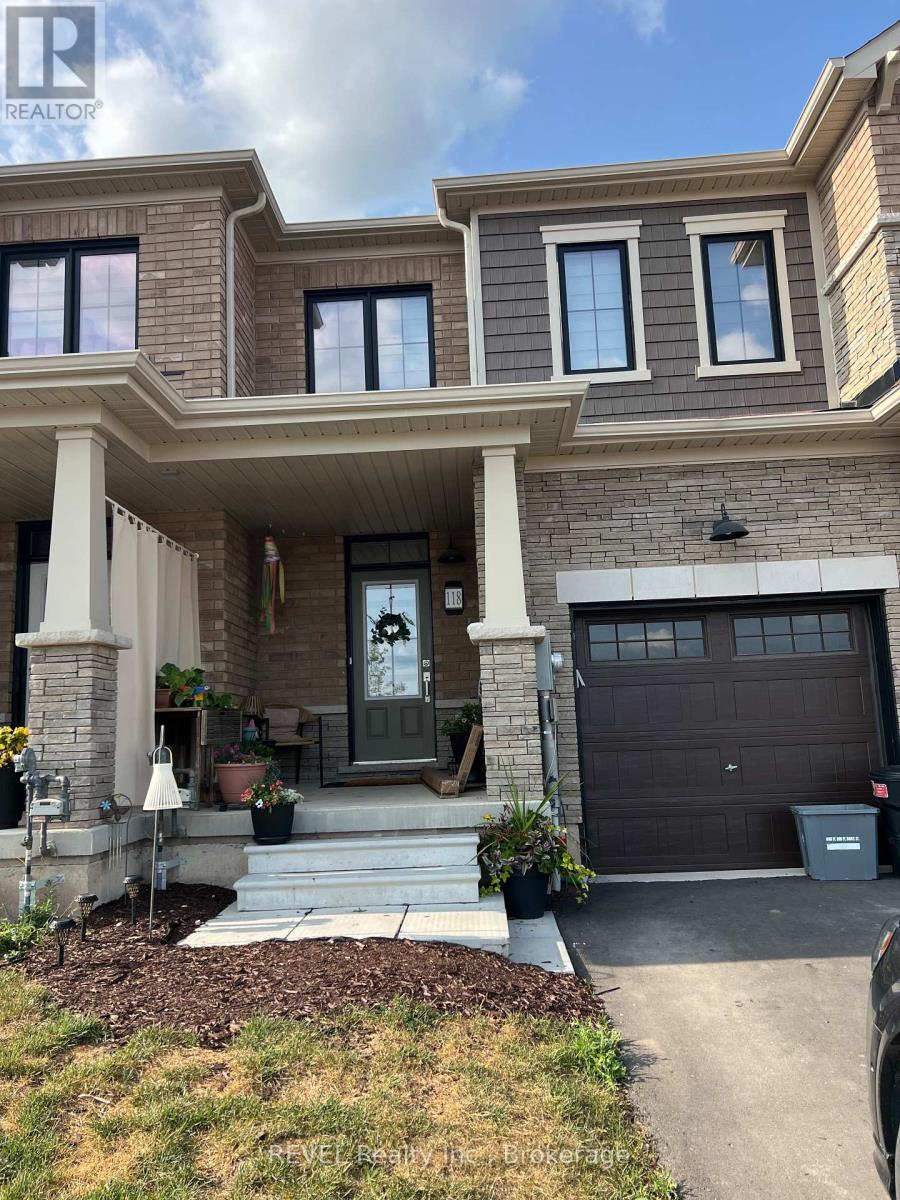 118 VARSITY DRIVE, Welland, Ontario