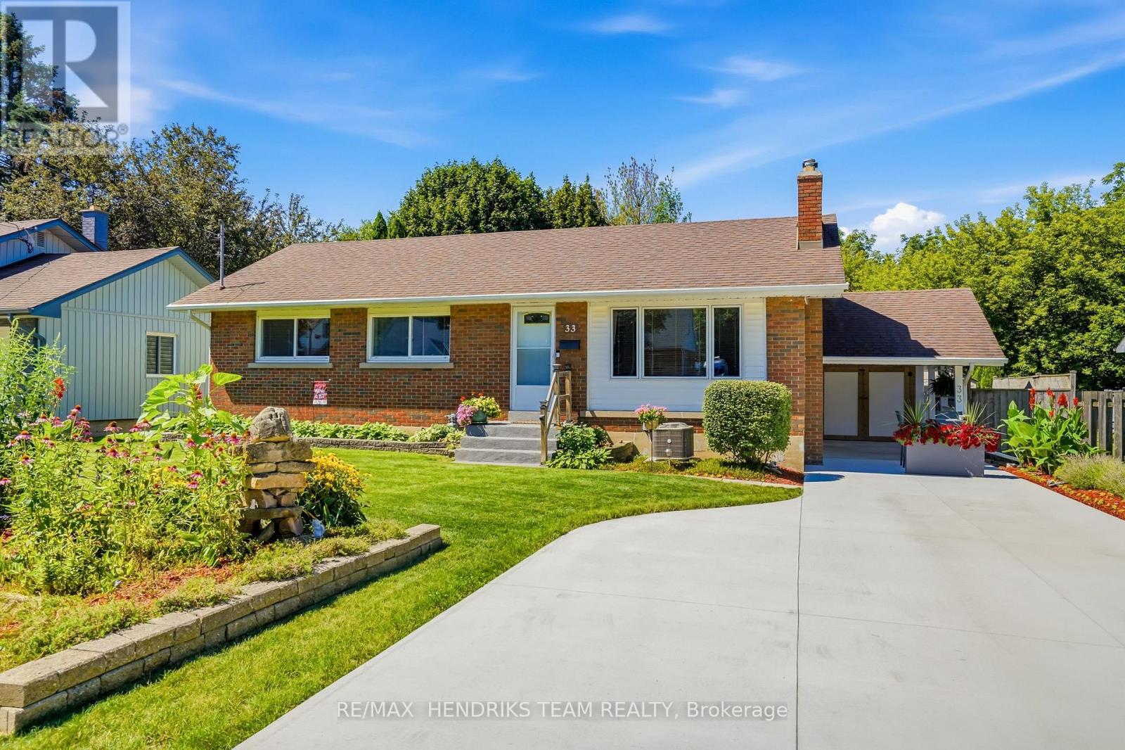 33 NICKERSON AVENUE, St. Catharines, Ontario