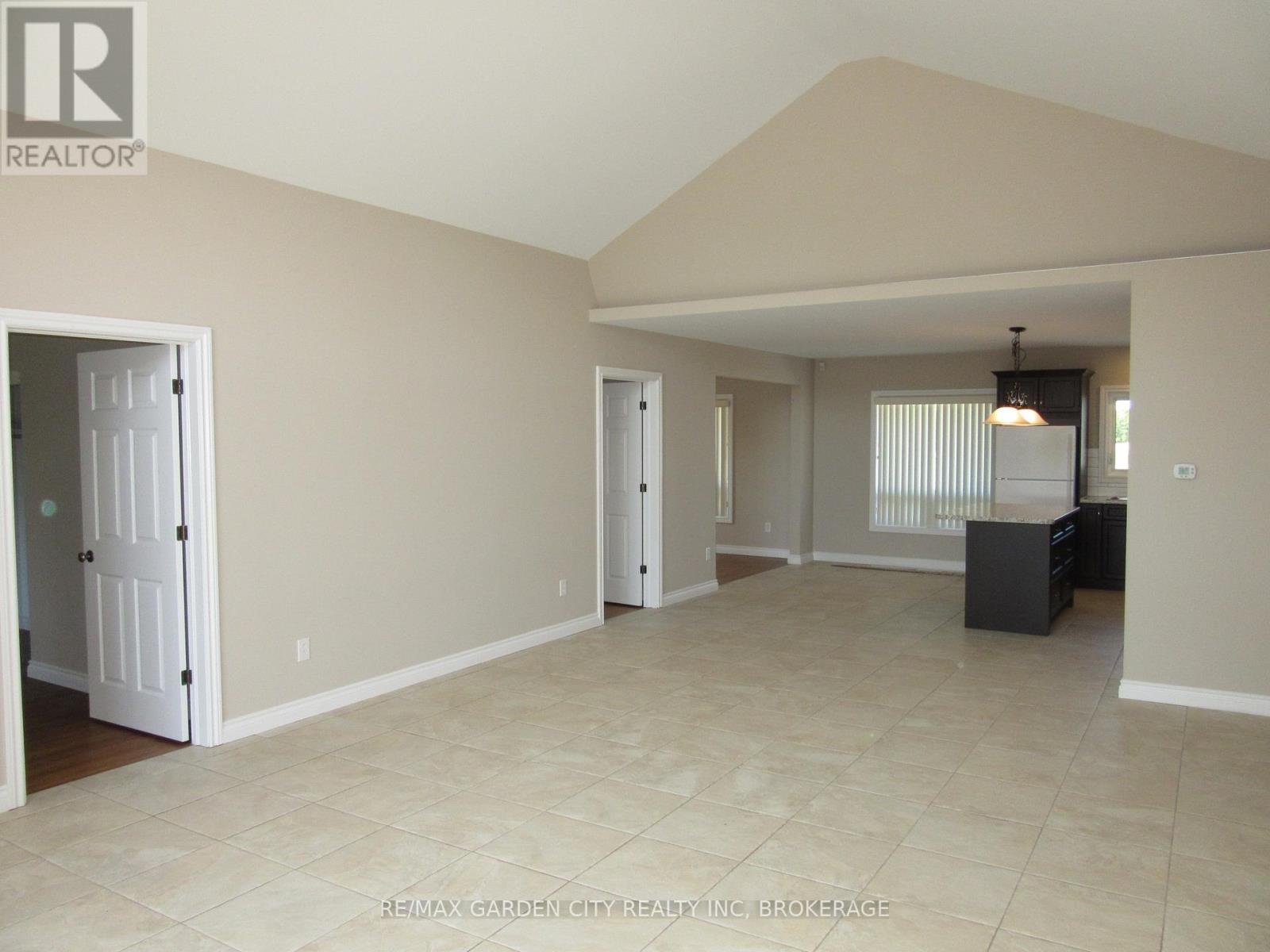 11981 Morris Road, Niagara Falls, Ontario  L3B 5N4 - Photo 14 - X13637794