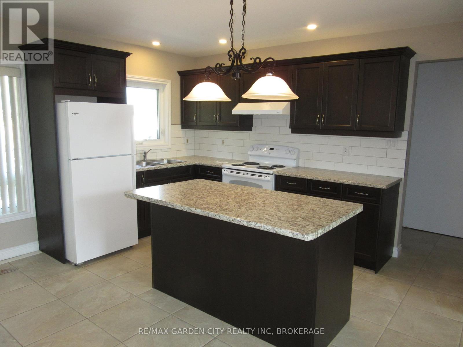 11981 Morris Road, Niagara Falls, Ontario  L3B 5N4 - Photo 6 - X13637794