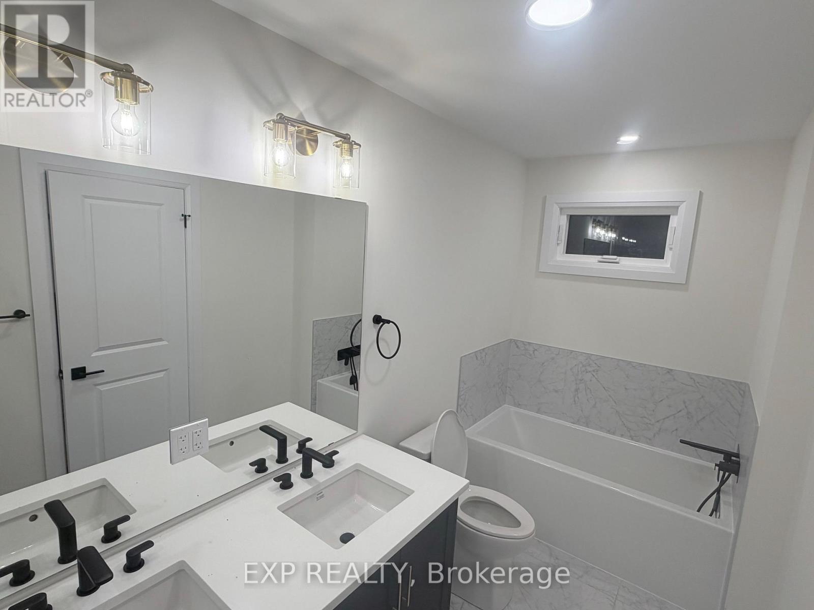 8723 Harlyn Common W, Niagara Falls, Ontario  L2G 0E4 - Photo 15 - X13637886