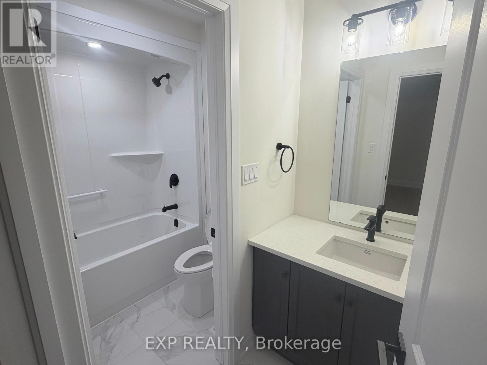 8723 Harlyn Common W, Niagara Falls, Ontario  L2G 0E4 - Photo 19 - X13637886