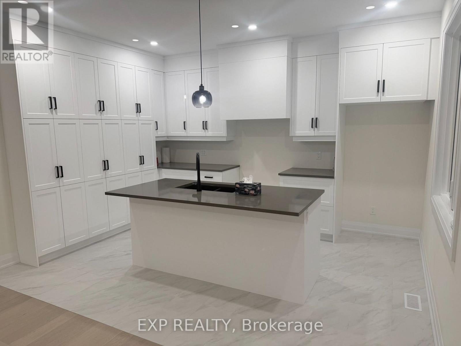 8723 Harlyn Common W, Niagara Falls, Ontario  L2G 0E4 - Photo 9 - X13637886