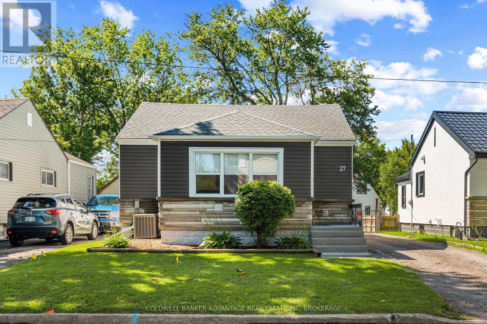 27 ACHILLES AVENUE, Welland, Ontario