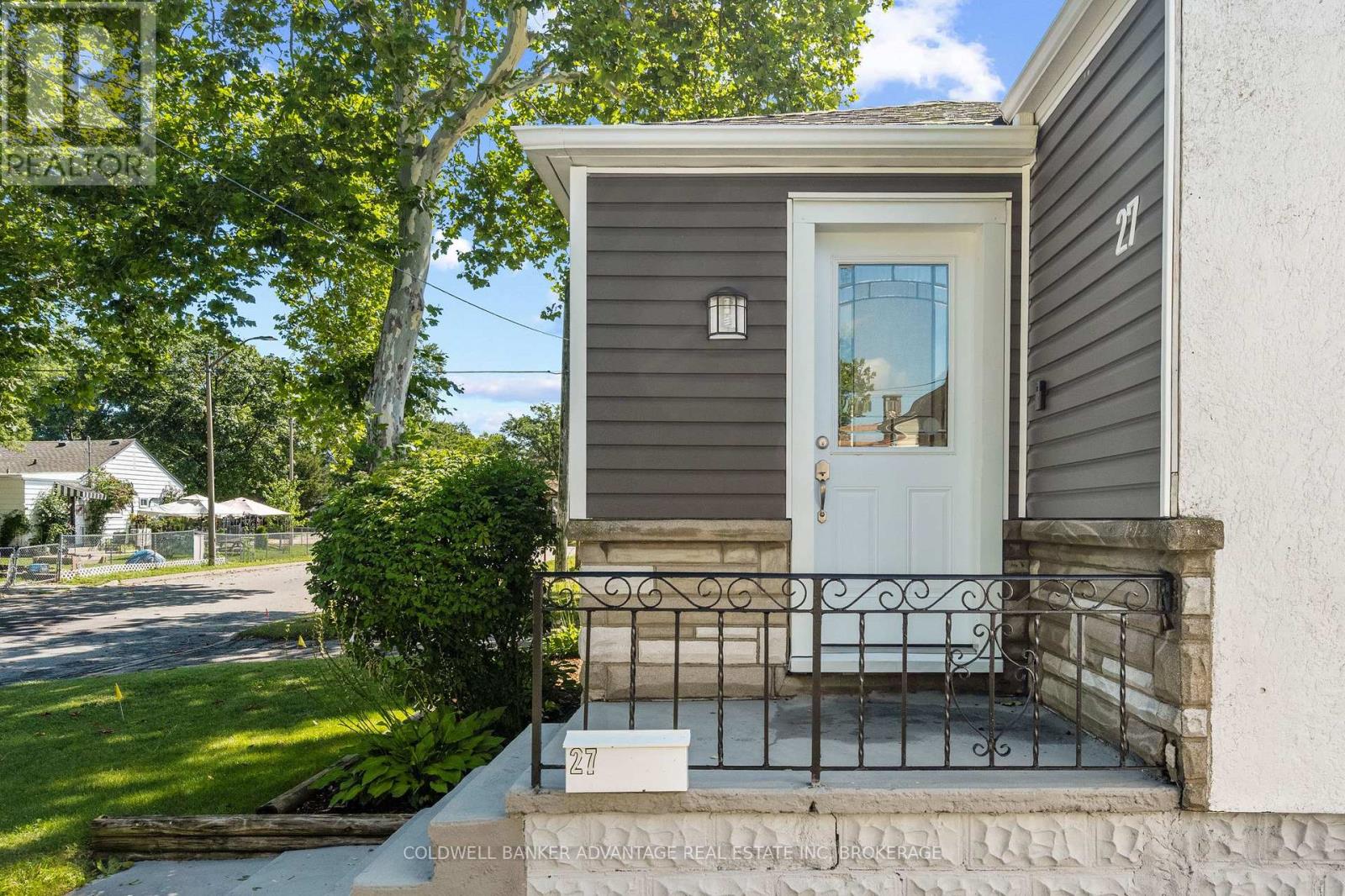 27 Achilles Avenue, Welland, Ontario  L3B 4S3 - Photo 3 - X13637950