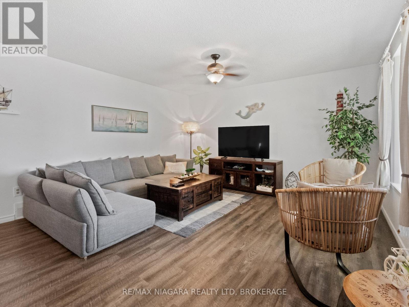 150 Elmwood Avenue, Fort Erie, Ontario  L0S 1B0 - Photo 5 - X13638506