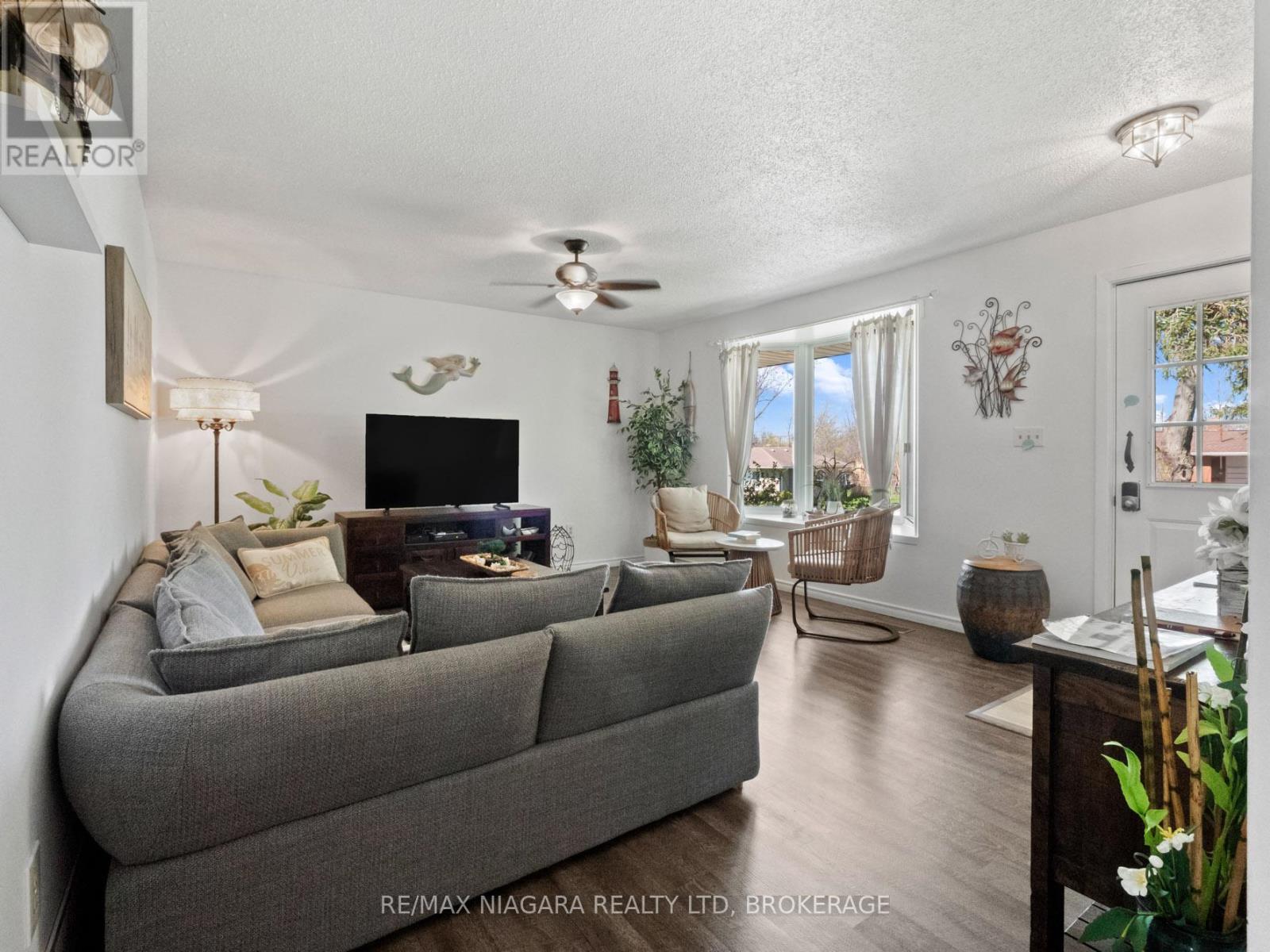 150 Elmwood Avenue, Fort Erie, Ontario  L0S 1B0 - Photo 6 - X13638506