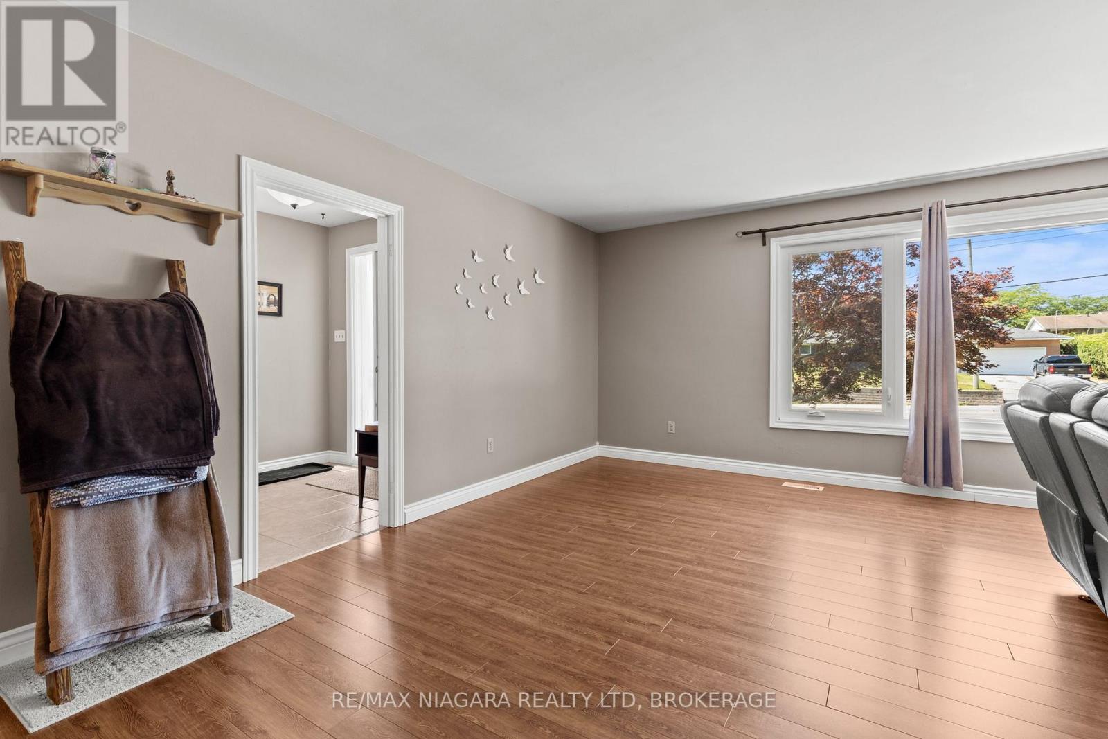 1161 Haist Street, Pelham, Ontario  L0S 1E2 - Photo 8 - X13638894