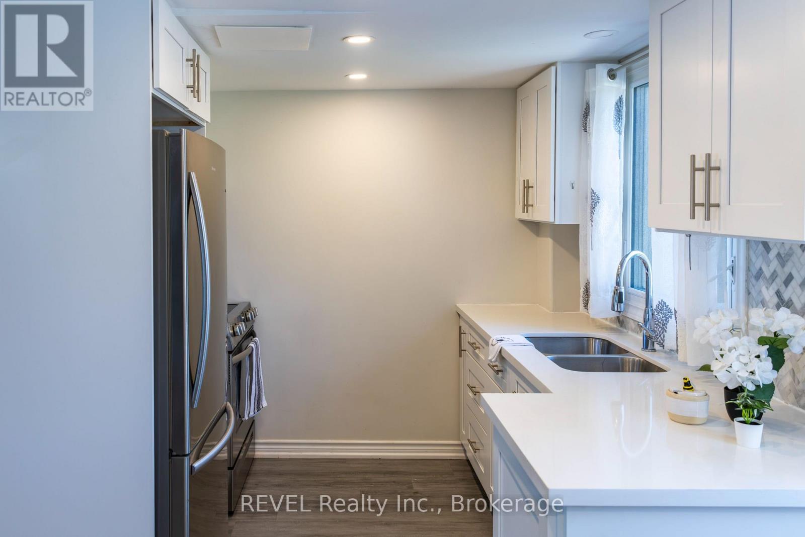45 Parker Street, St. Catharines, Ontario  L2S 1C7 - Photo 13 - X13639256