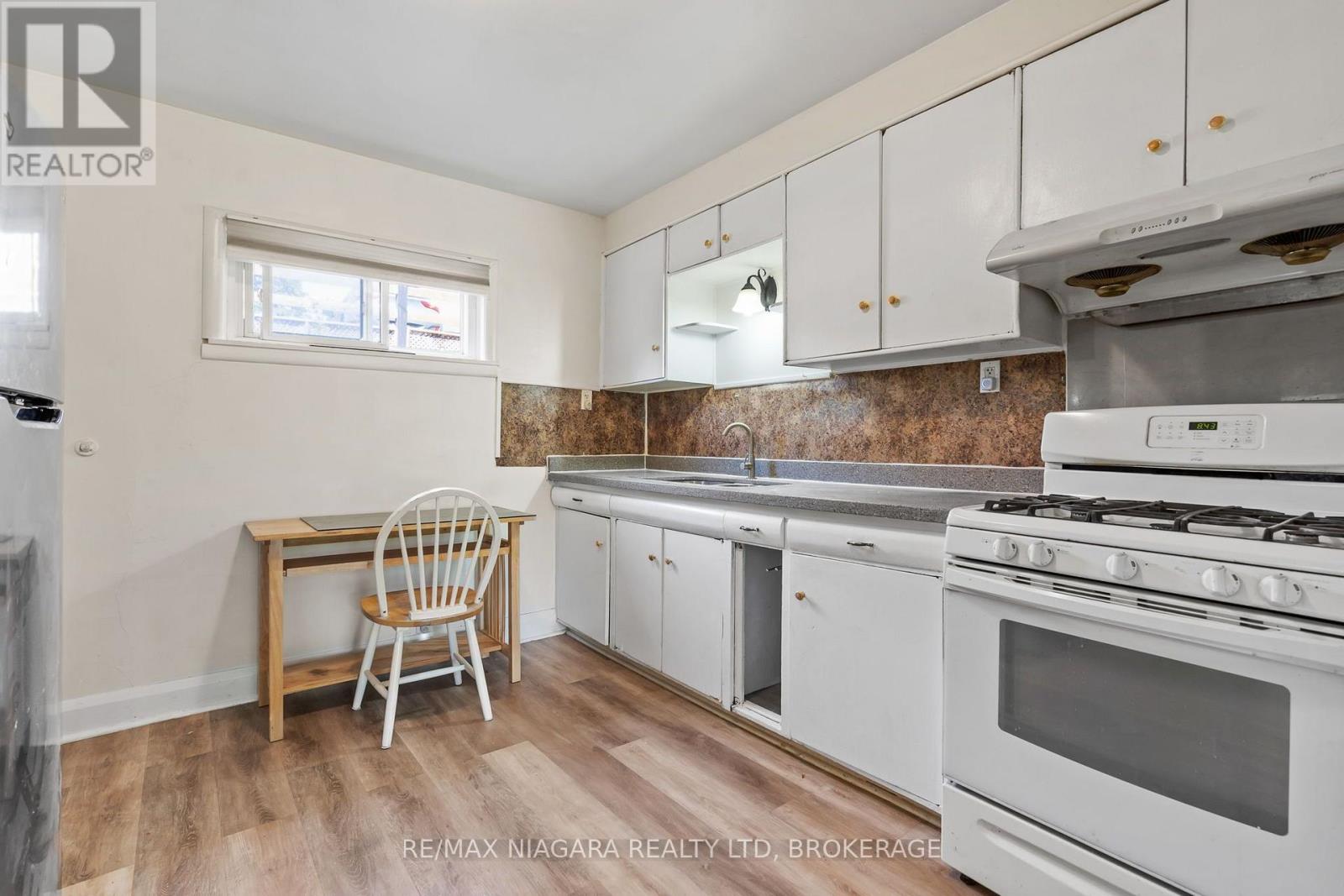 73 Hillview Road, St. Catharines, Ontario  L2S 1S8 - Photo 10 - X13640708