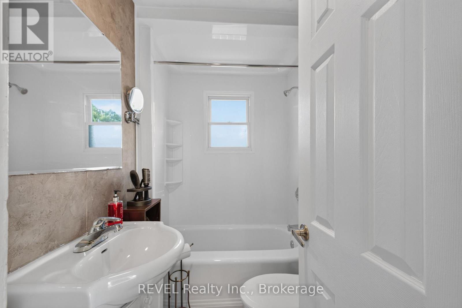 435 Grandview Road, Fort Erie, Ontario  L2A 4T6 - Photo 13 - X13640992