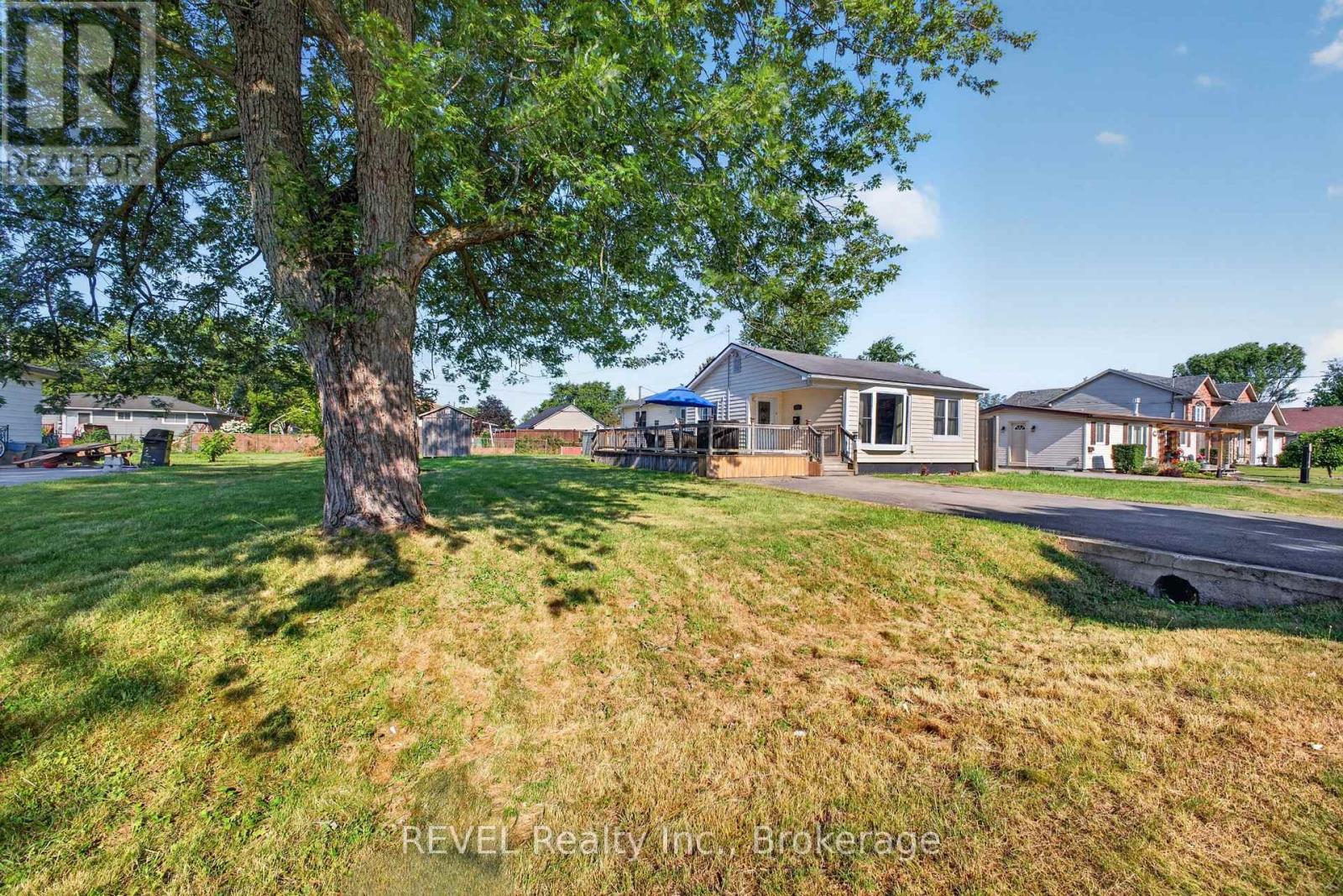 435 Grandview Road, Fort Erie, Ontario  L2A 4T6 - Photo 4 - X13640992