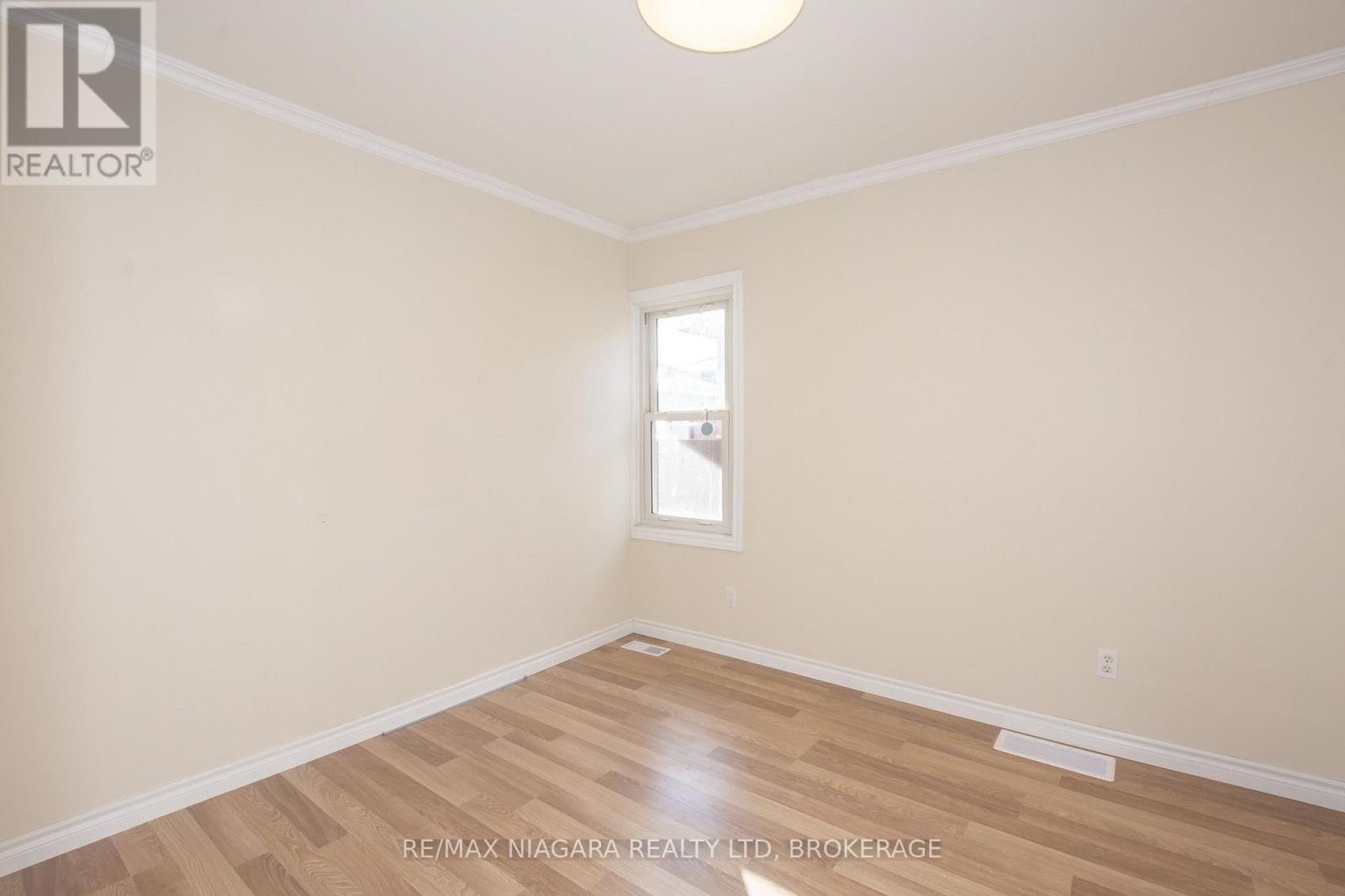 49 Randolph Street, Welland, Ontario  L3B 4C3 - Photo 11 - X13641500