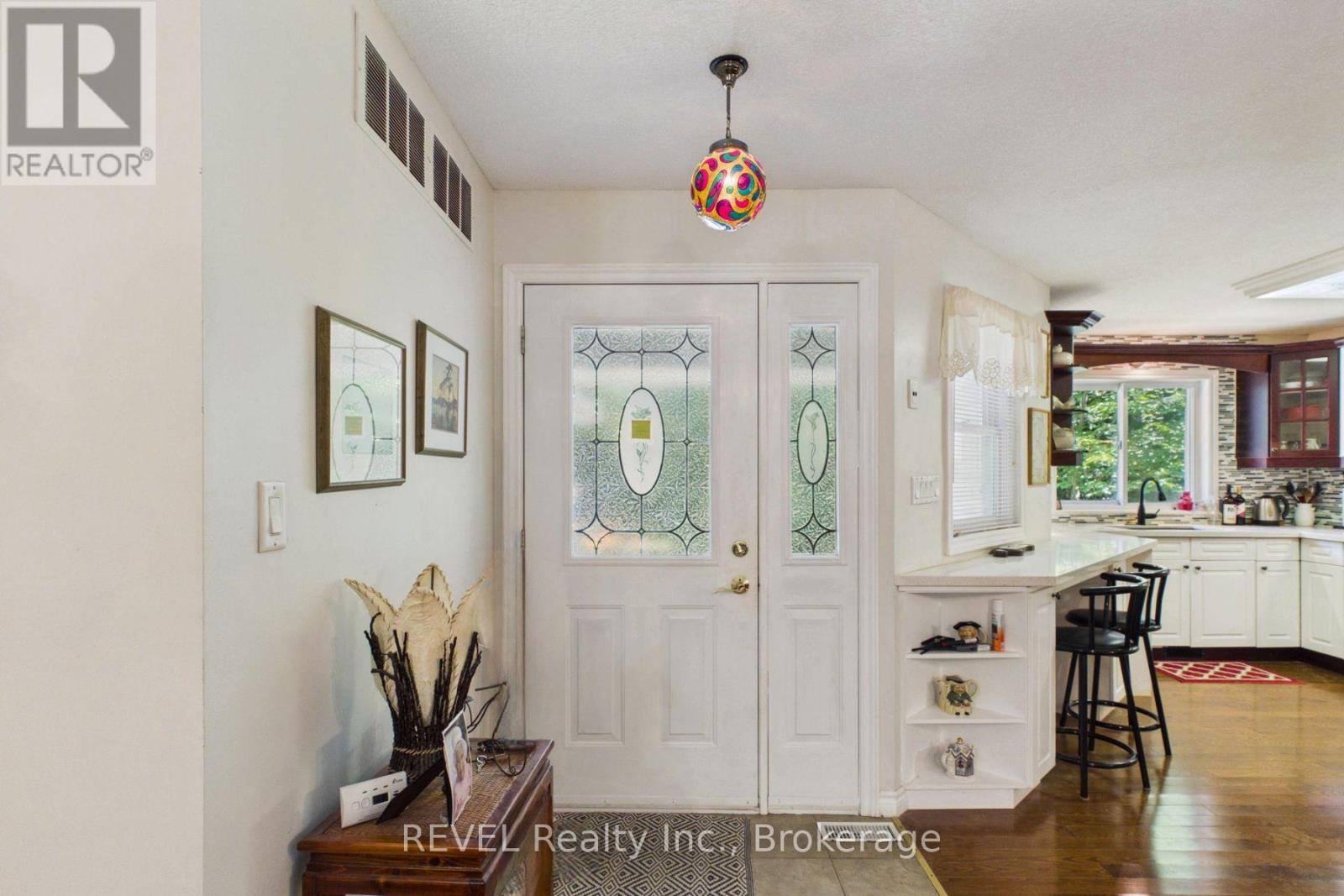 52 Orr Road, Huntsville, Ontario  P0B 1M0 - Photo 3 - X13642656