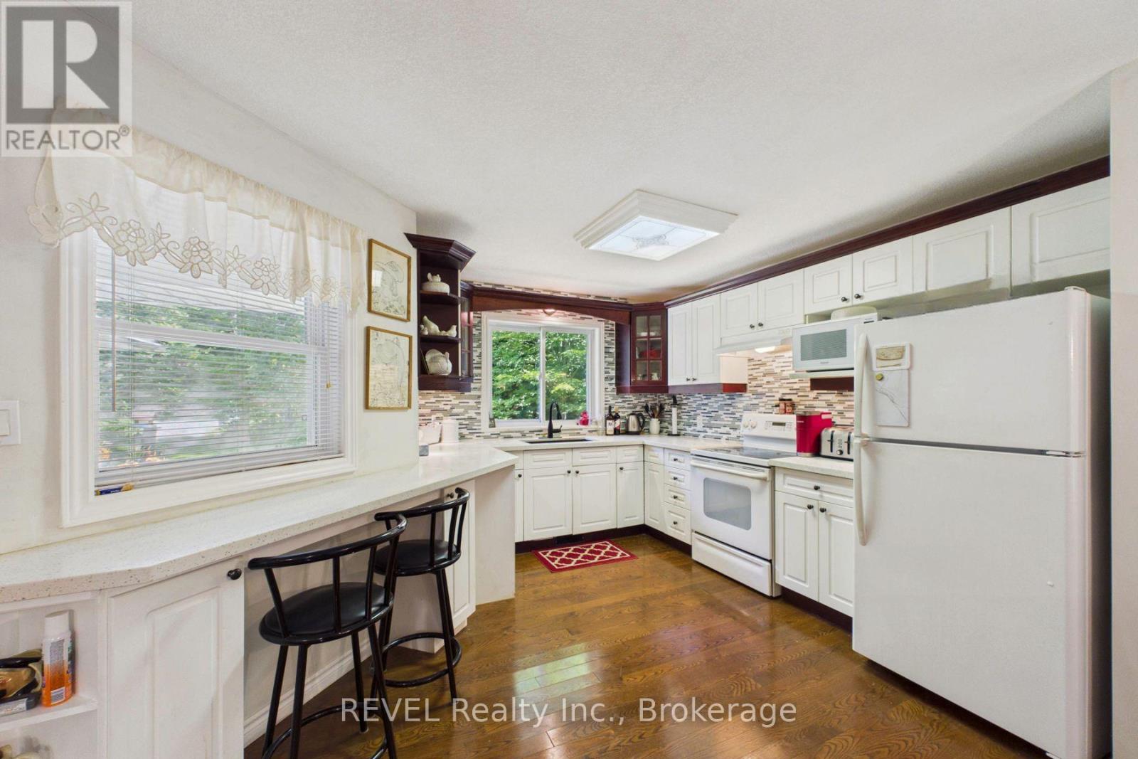 52 Orr Road, Huntsville, Ontario  P0B 1M0 - Photo 8 - X13642656