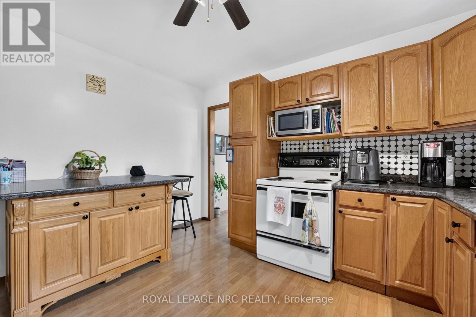 545 Belleview Boulevard, Fort Erie, Ontario  L0S 1N0 - Photo 14 - X13642738