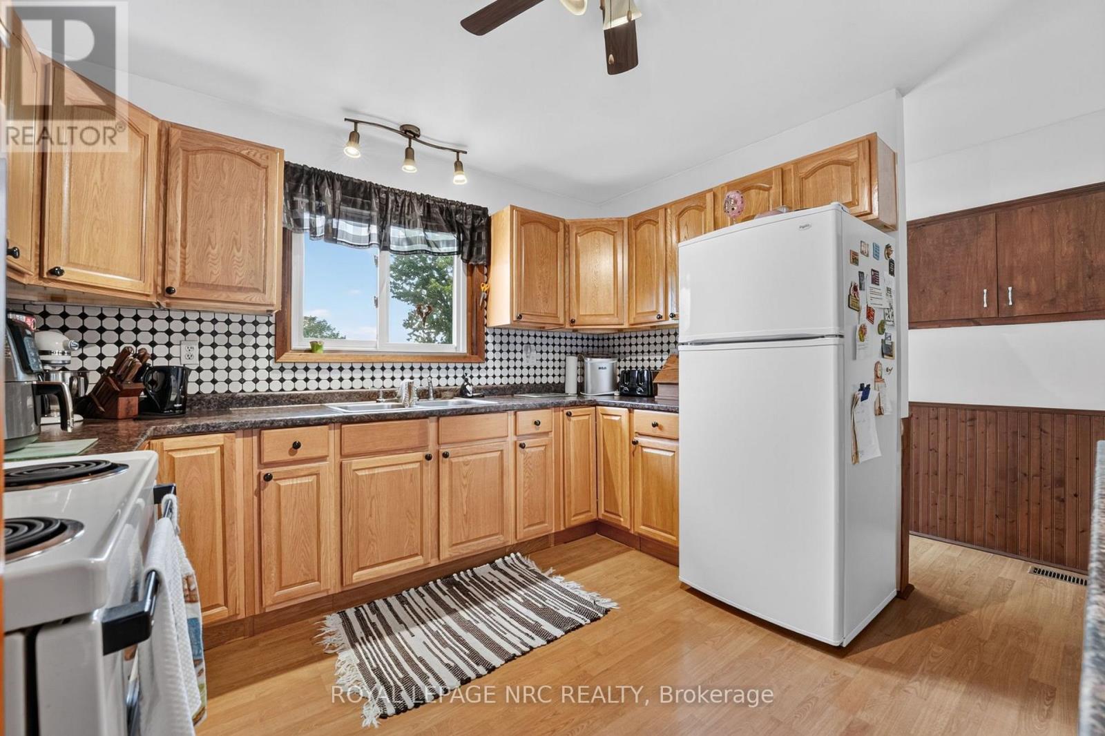 545 Belleview Boulevard, Fort Erie, Ontario  L0S 1N0 - Photo 15 - X13642738