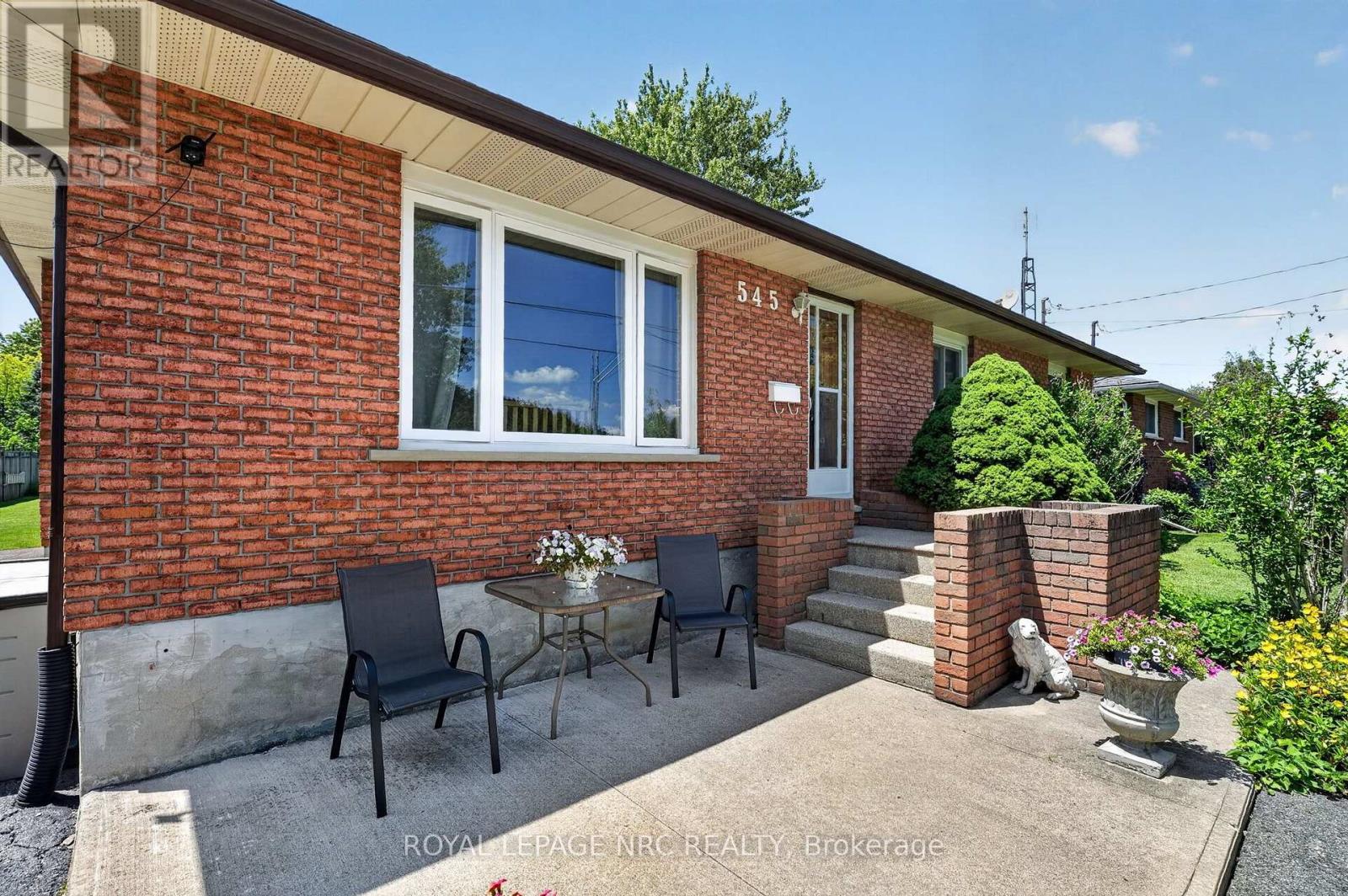 545 Belleview Boulevard, Fort Erie, Ontario  L0S 1N0 - Photo 2 - X13642738