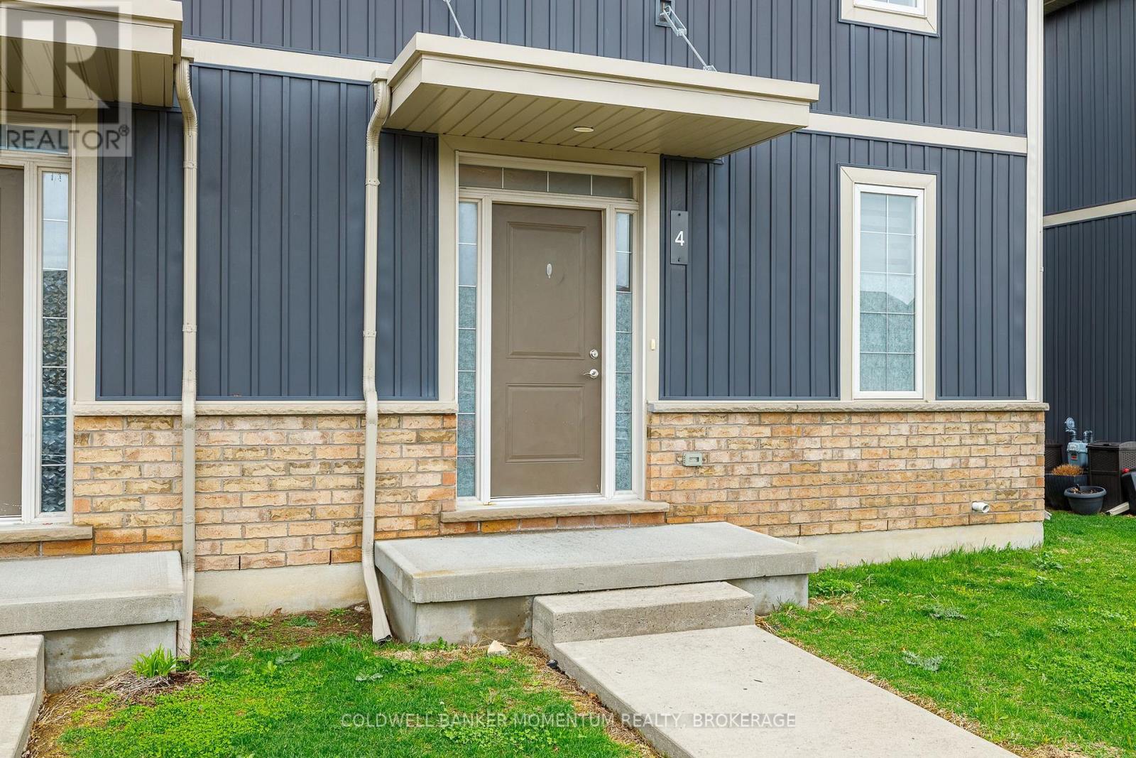 4 - 18 Corbin Street, St. Catharines, Ontario  L2P 0E8 - Photo 5 - X13642928