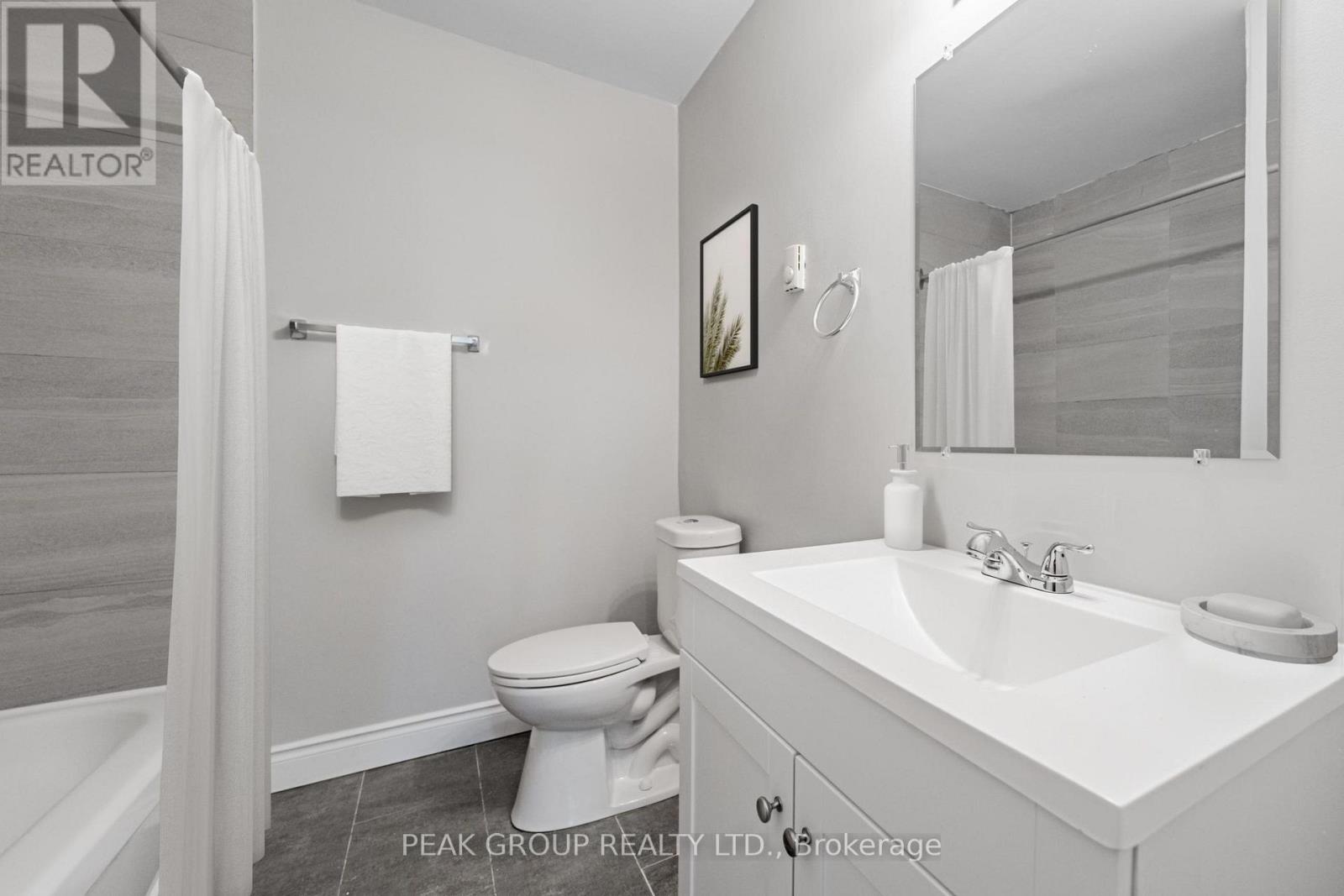 Unit 7 - 744 Lincoln Street, Welland, Ontario  L3B 4R5 - Photo 4 - X13642996