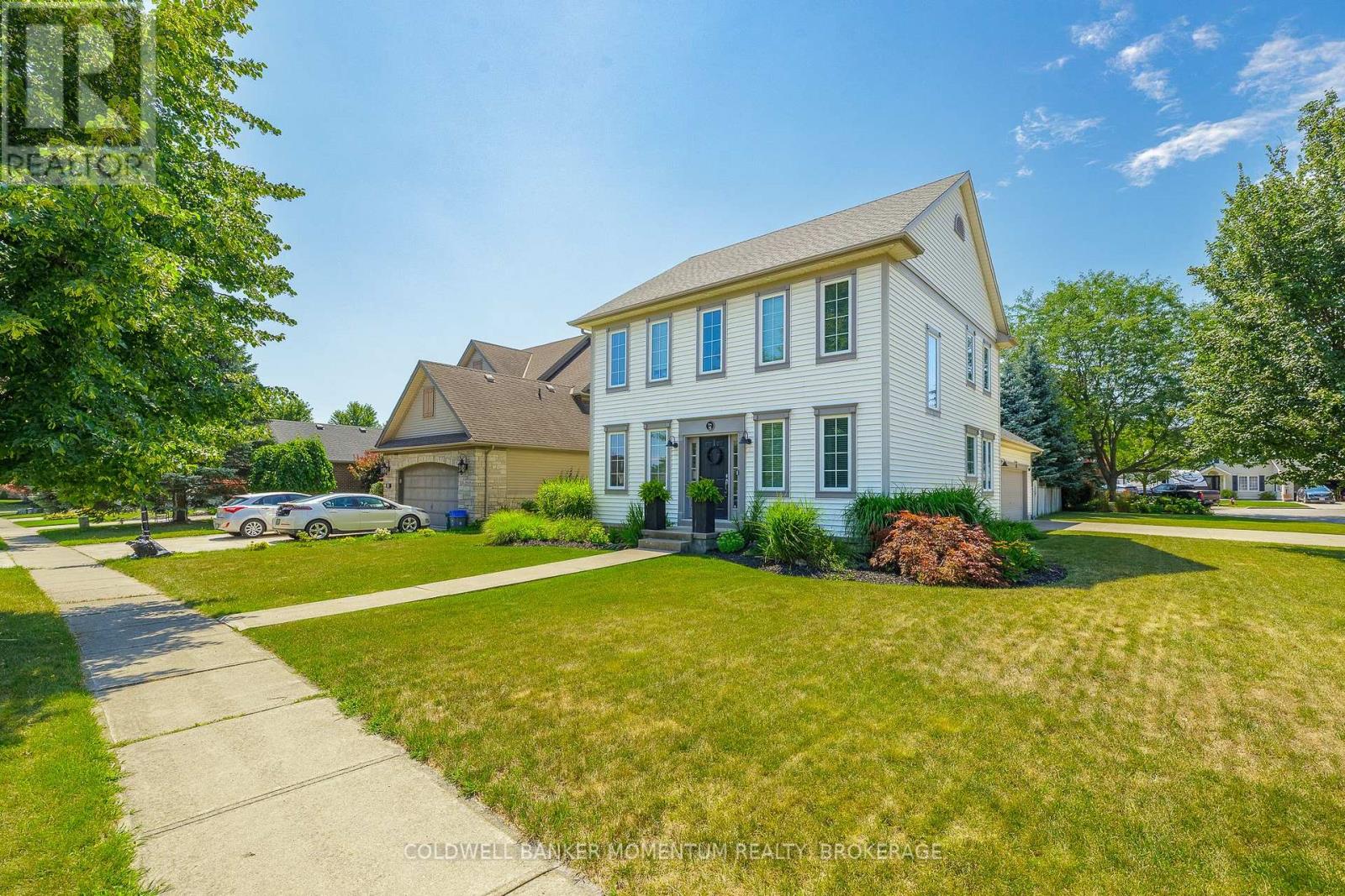 15 Virginia Street, Welland, Ontario  L3C 7A5 - Photo 4 - X13643164