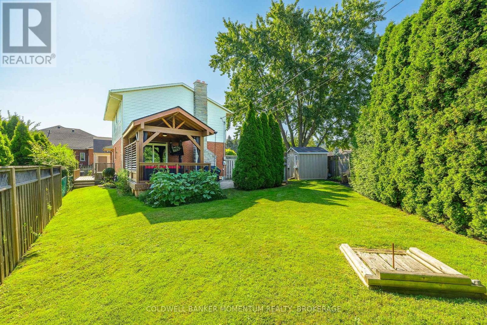 212 Livingston Avenue, Grimsby, Ontario  L3M 4V8 - Photo 43 - X13643170