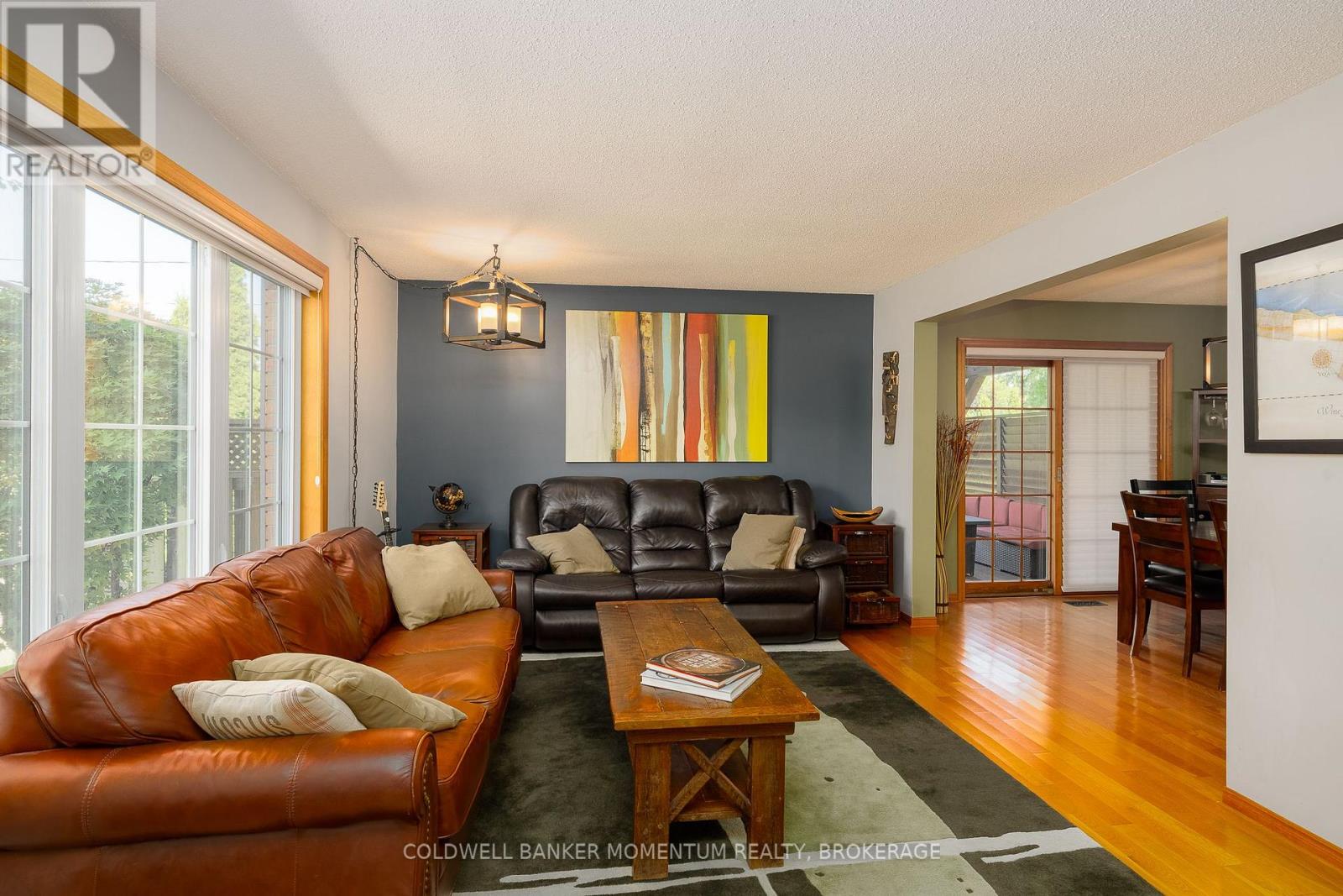 212 Livingston Avenue, Grimsby, Ontario  L3M 4V8 - Photo 9 - X13643170