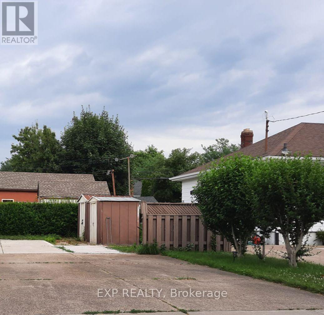Lower - 92 Margery Avenue, St. Catharines, Ontario  L2R 6K1 - Photo 3 - X13643316