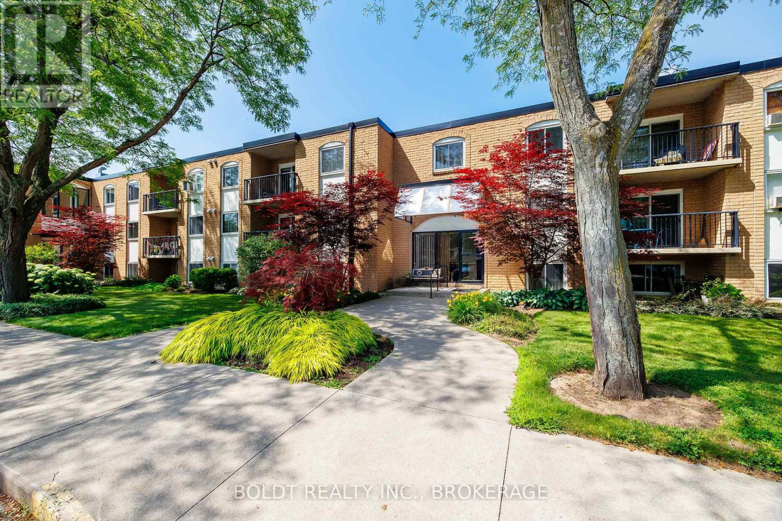 210 - 6 WESTLAKE LANE, St. Catharines, Ontario